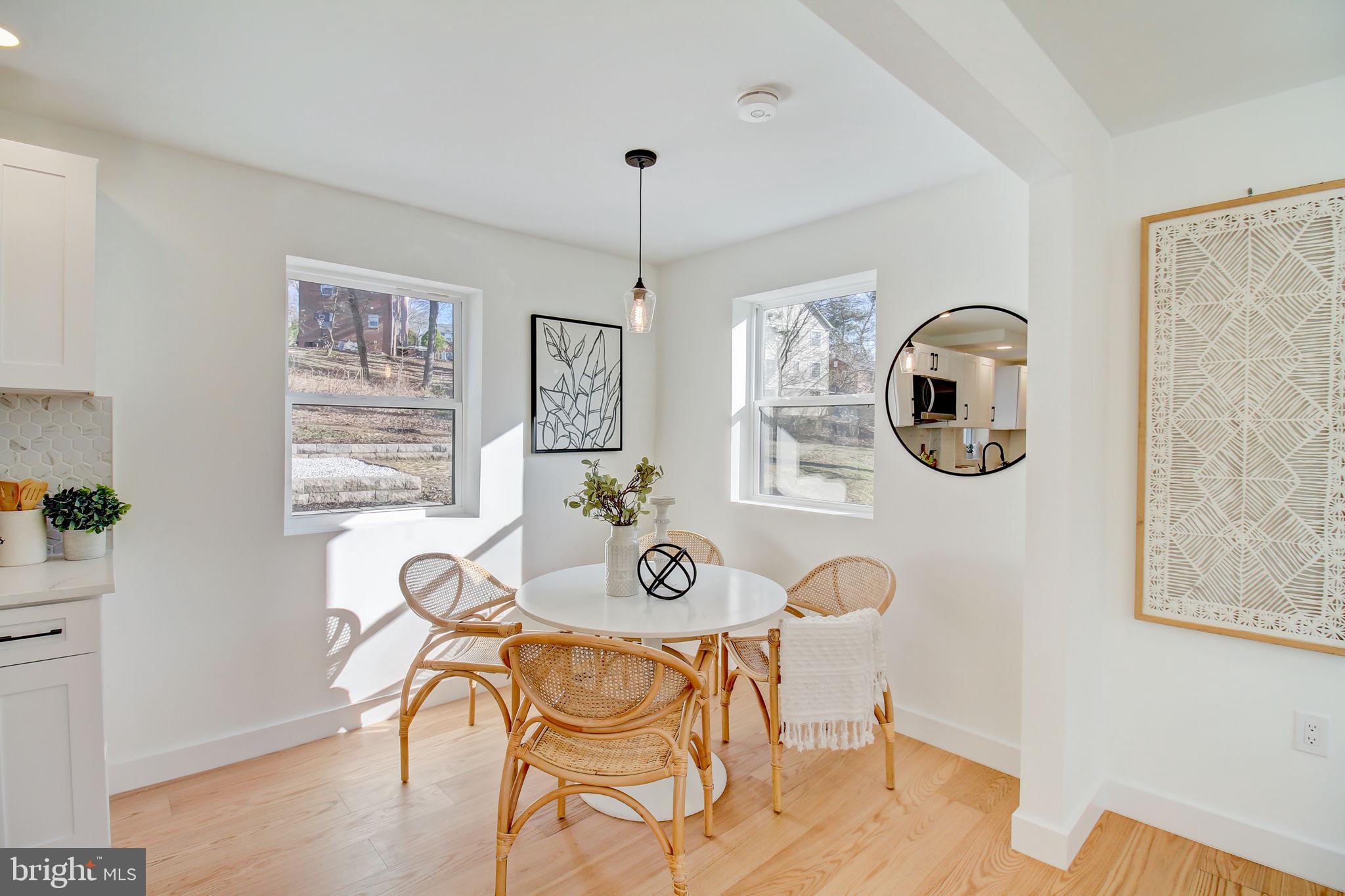 CAROLE HIGHLANDS - Residential