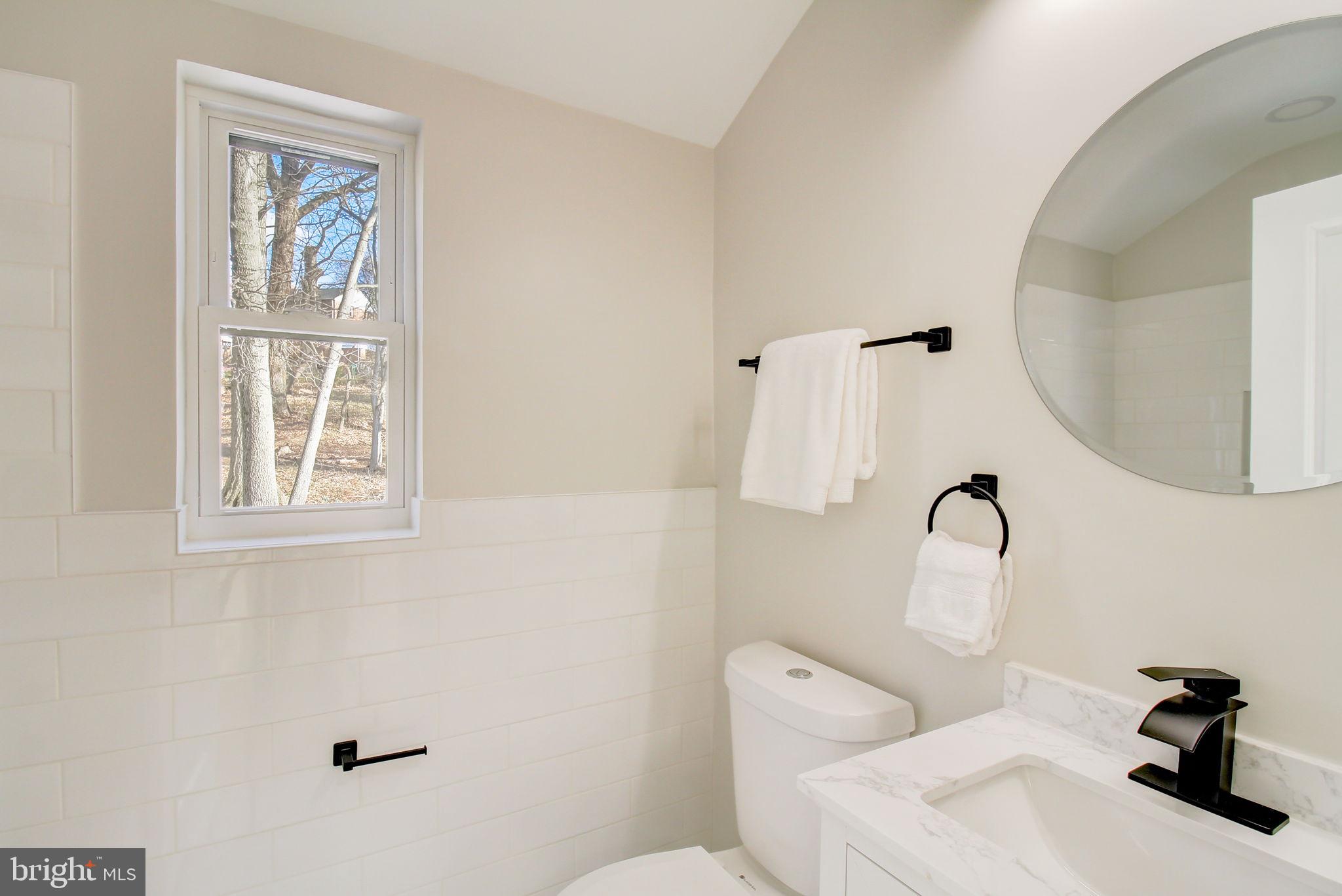 CAROLE HIGHLANDS - Residential