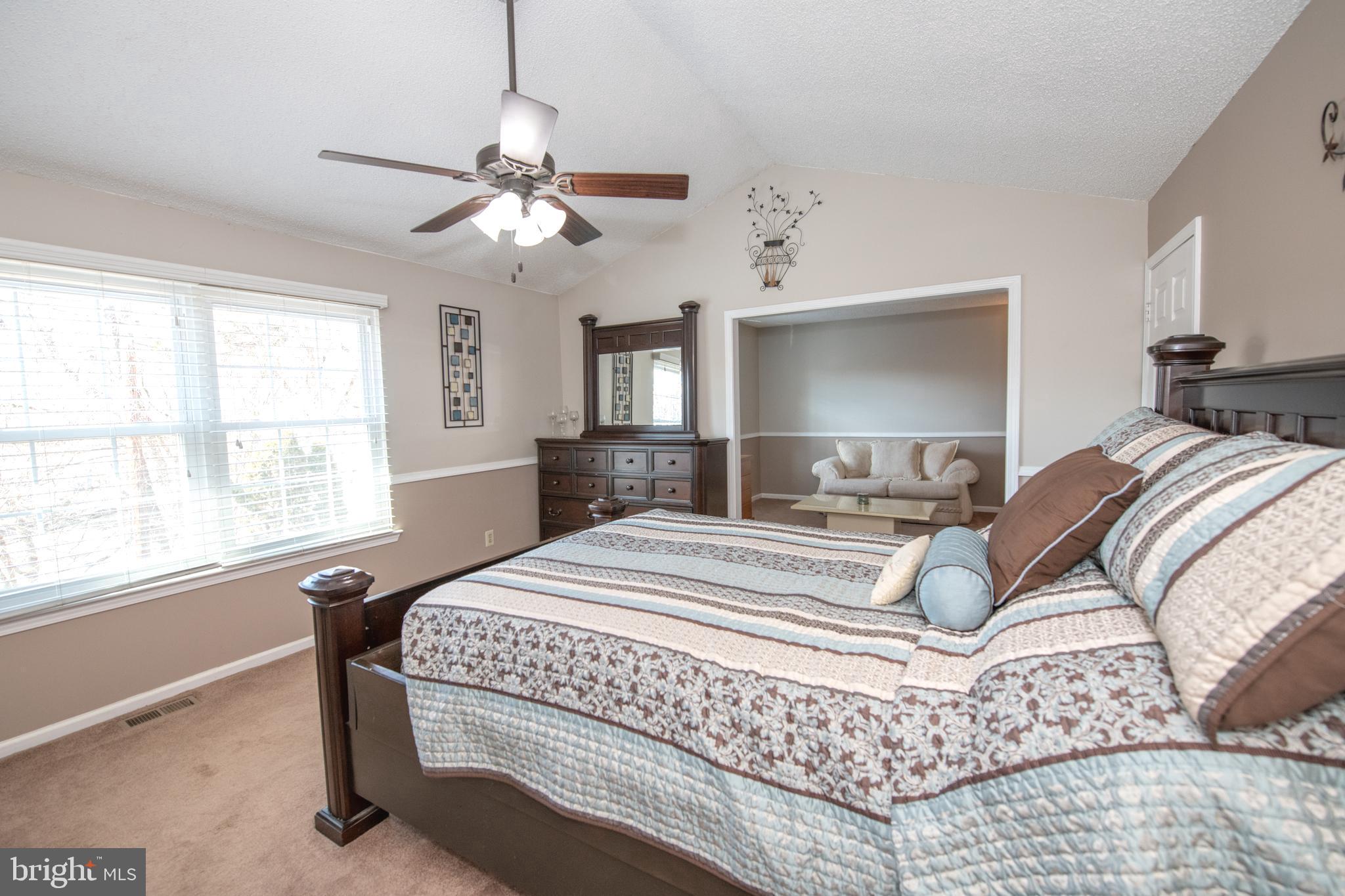 VILLAGE GREENE - Residential