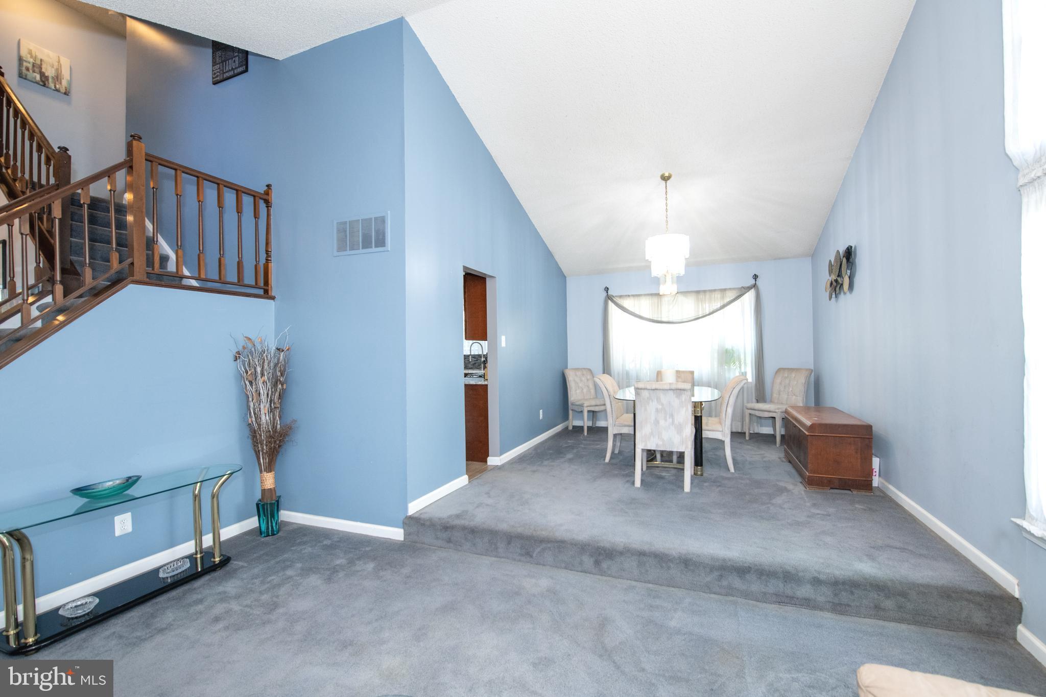 VILLAGE GREENE - Residential