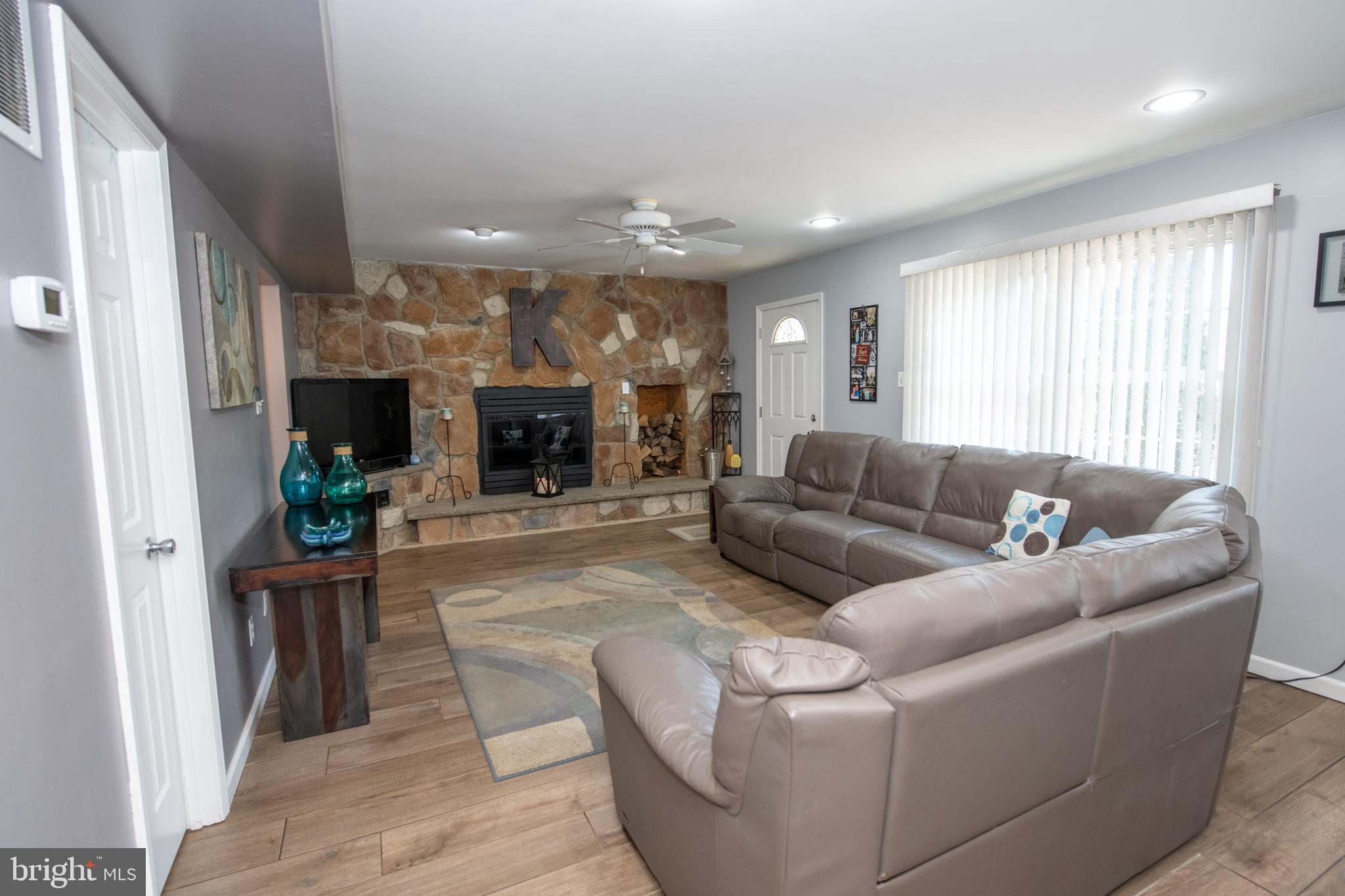 VILLAGE GREENE - Residential