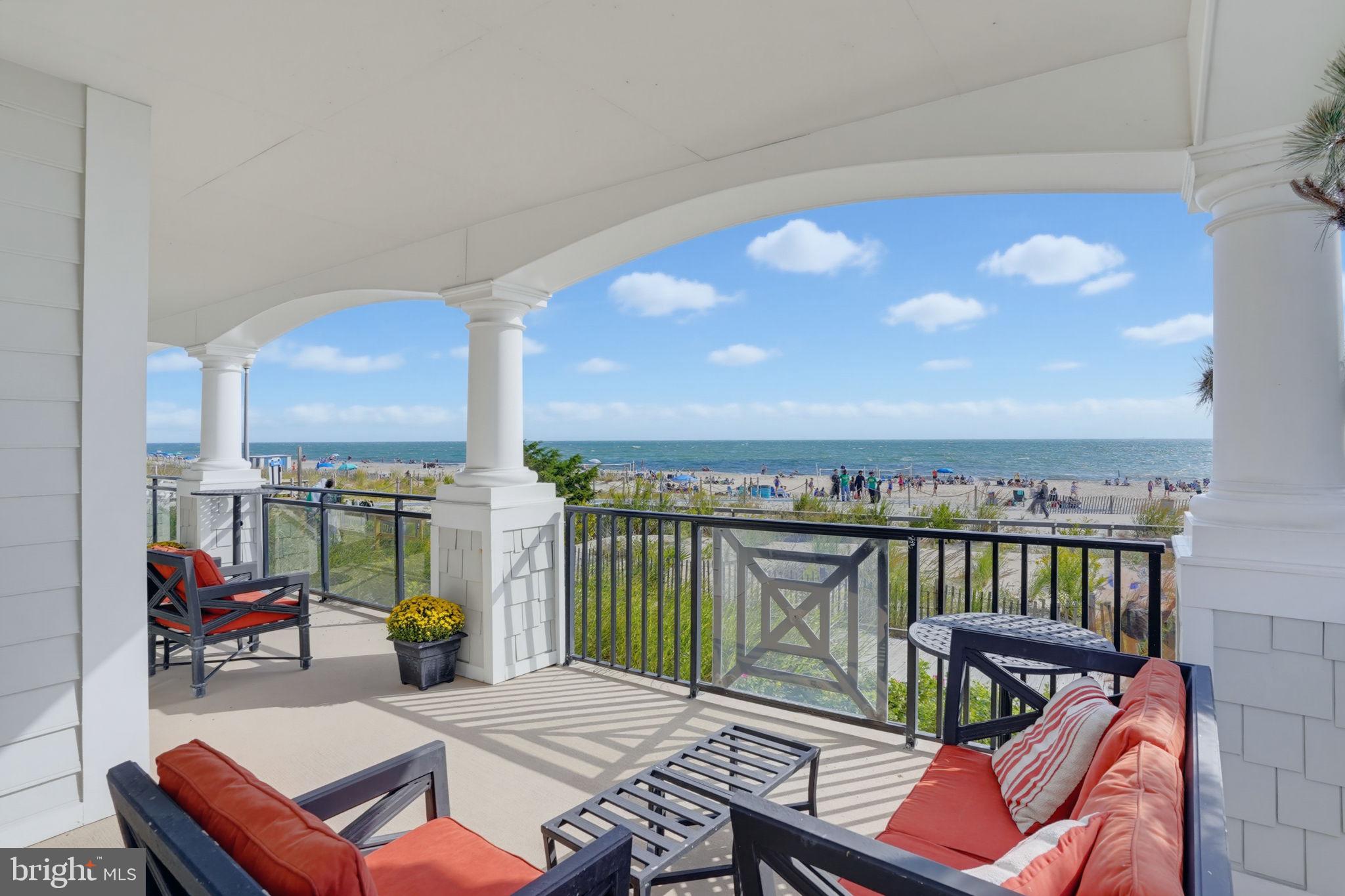 319 S BOARDWALK 1