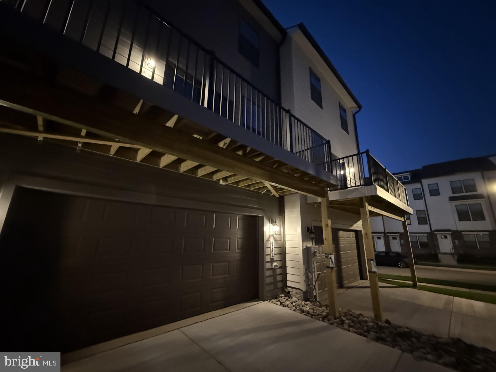 RENN QUARTER - Residential Lease