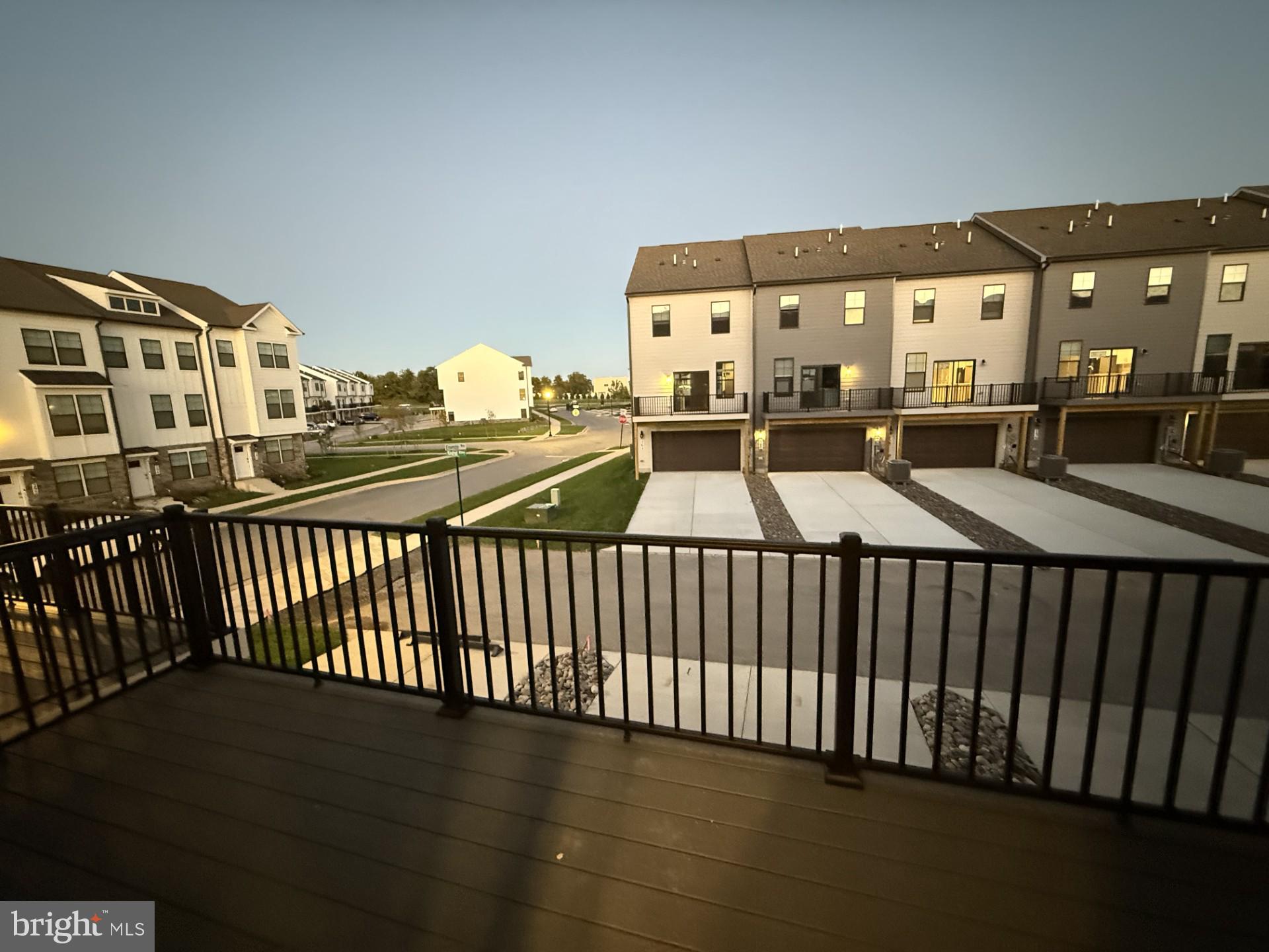 RENN QUARTER - Residential Lease