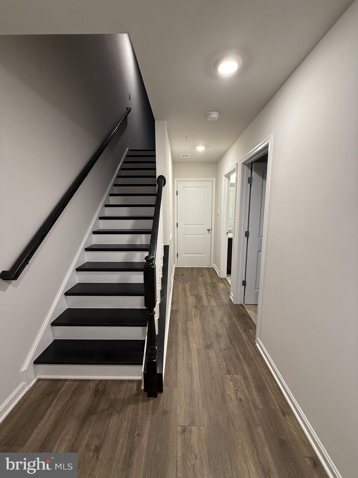 RENN QUARTER - Residential Lease