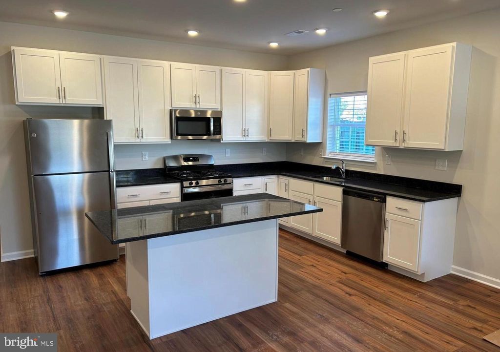 Photo of 138 W 5th St #6, LANSDALE, PA 19446 (MLS # PAMC2160406)