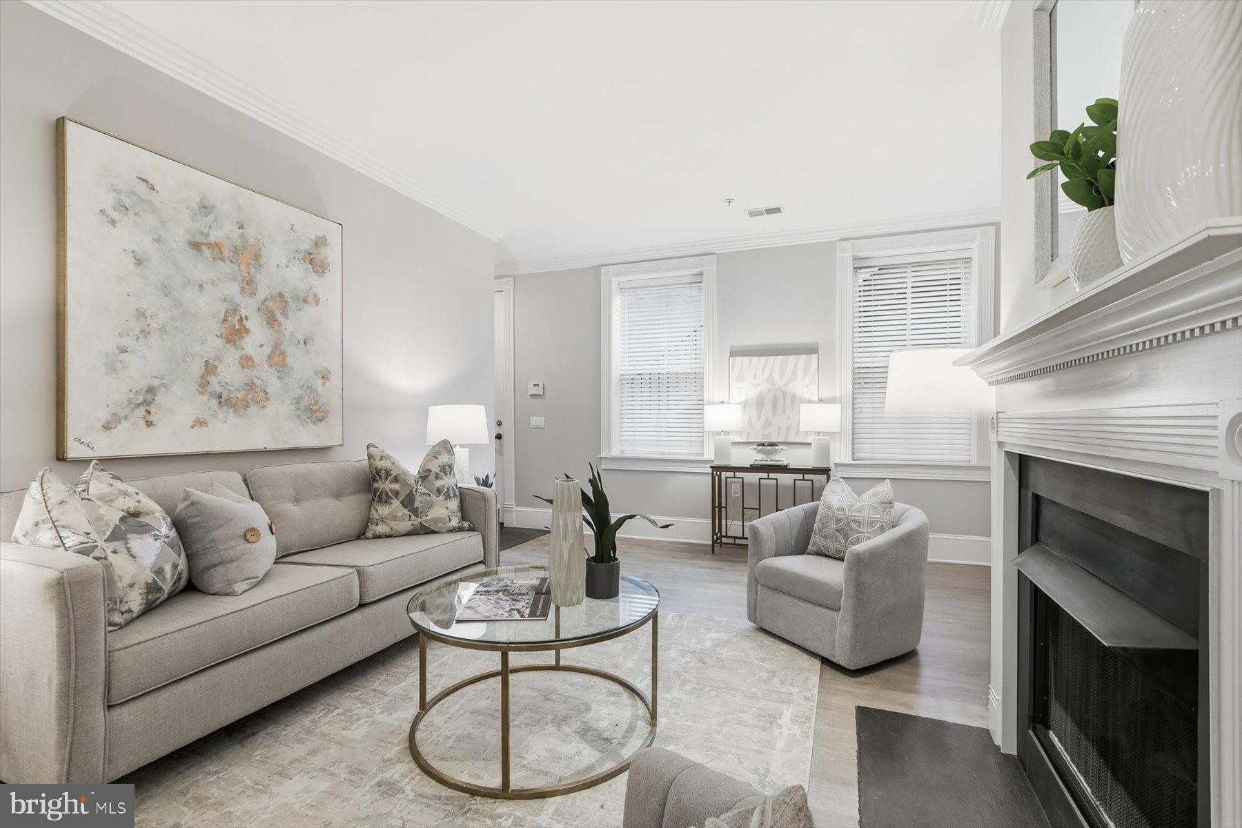 CAPITOL HILL - Residential