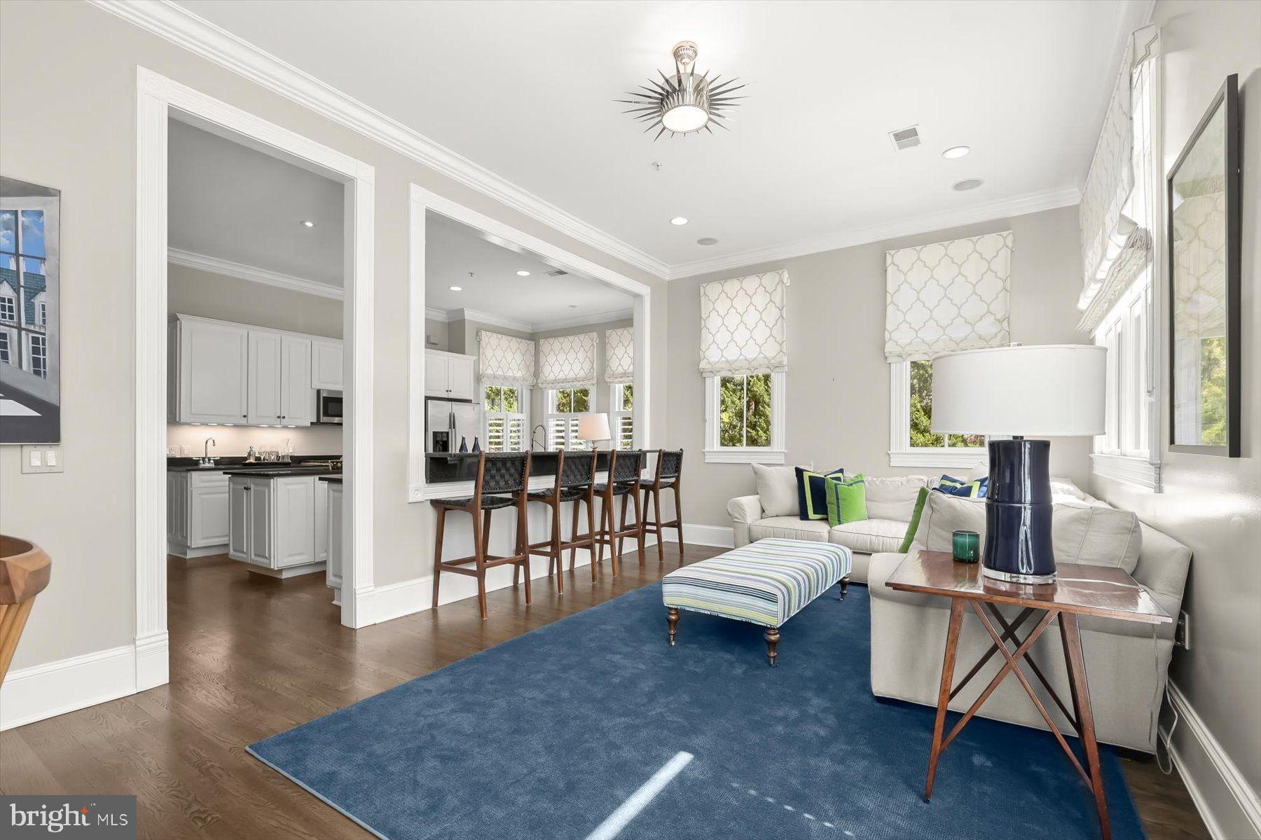CAPITOL HILL - Residential