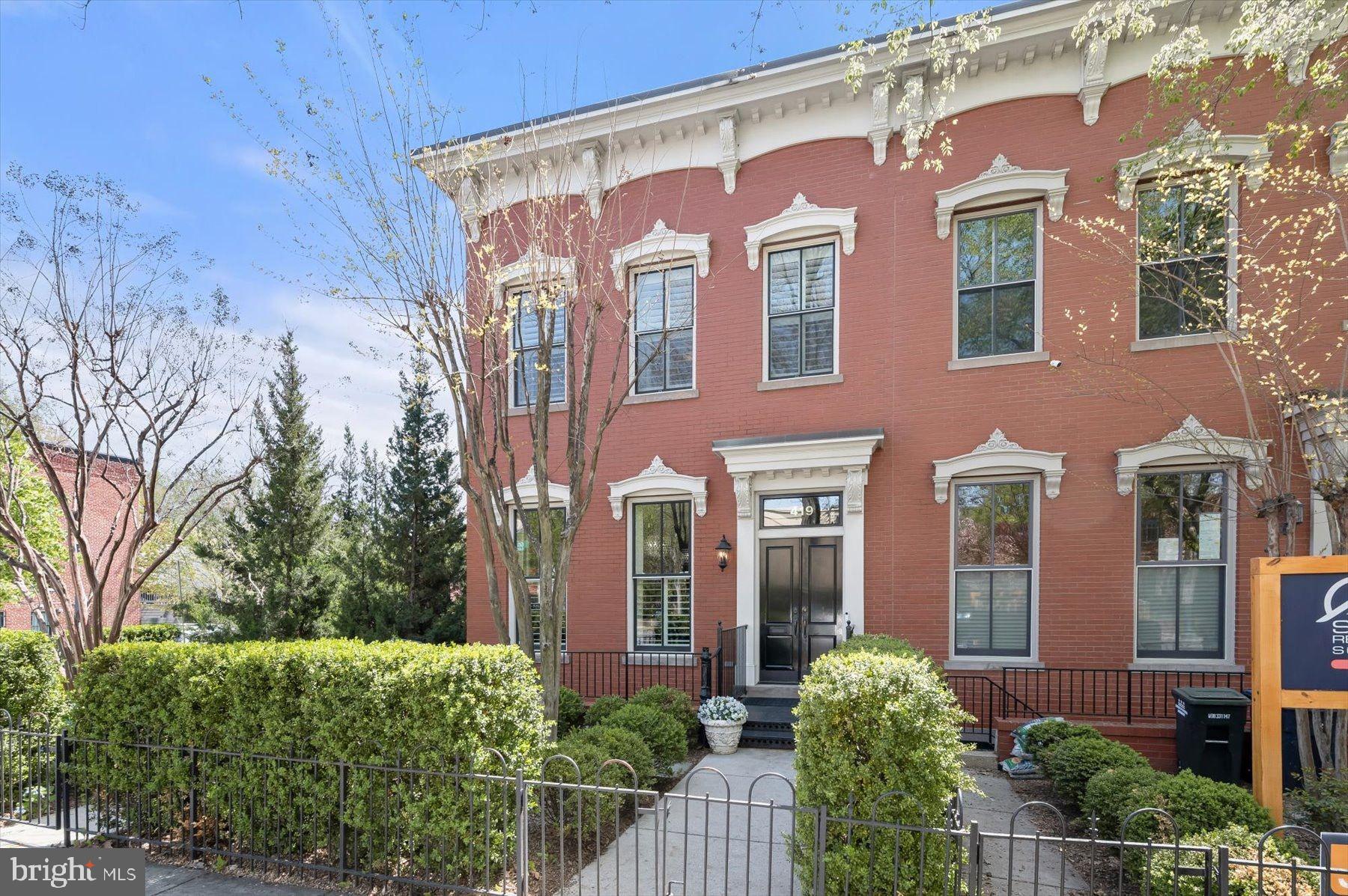 419 G STREET SE