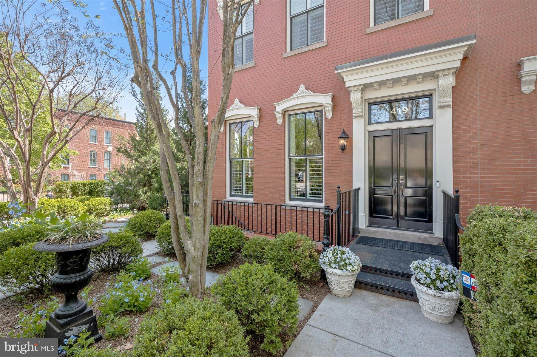 419 G STREET SE