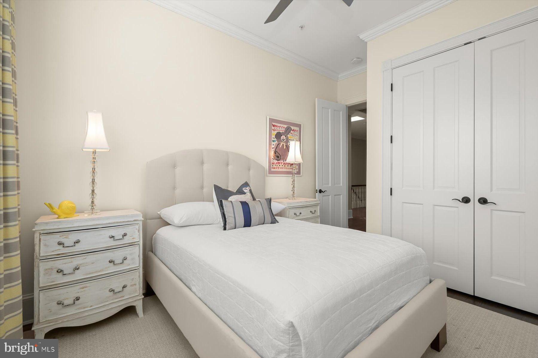 CAPITOL HILL - Residential