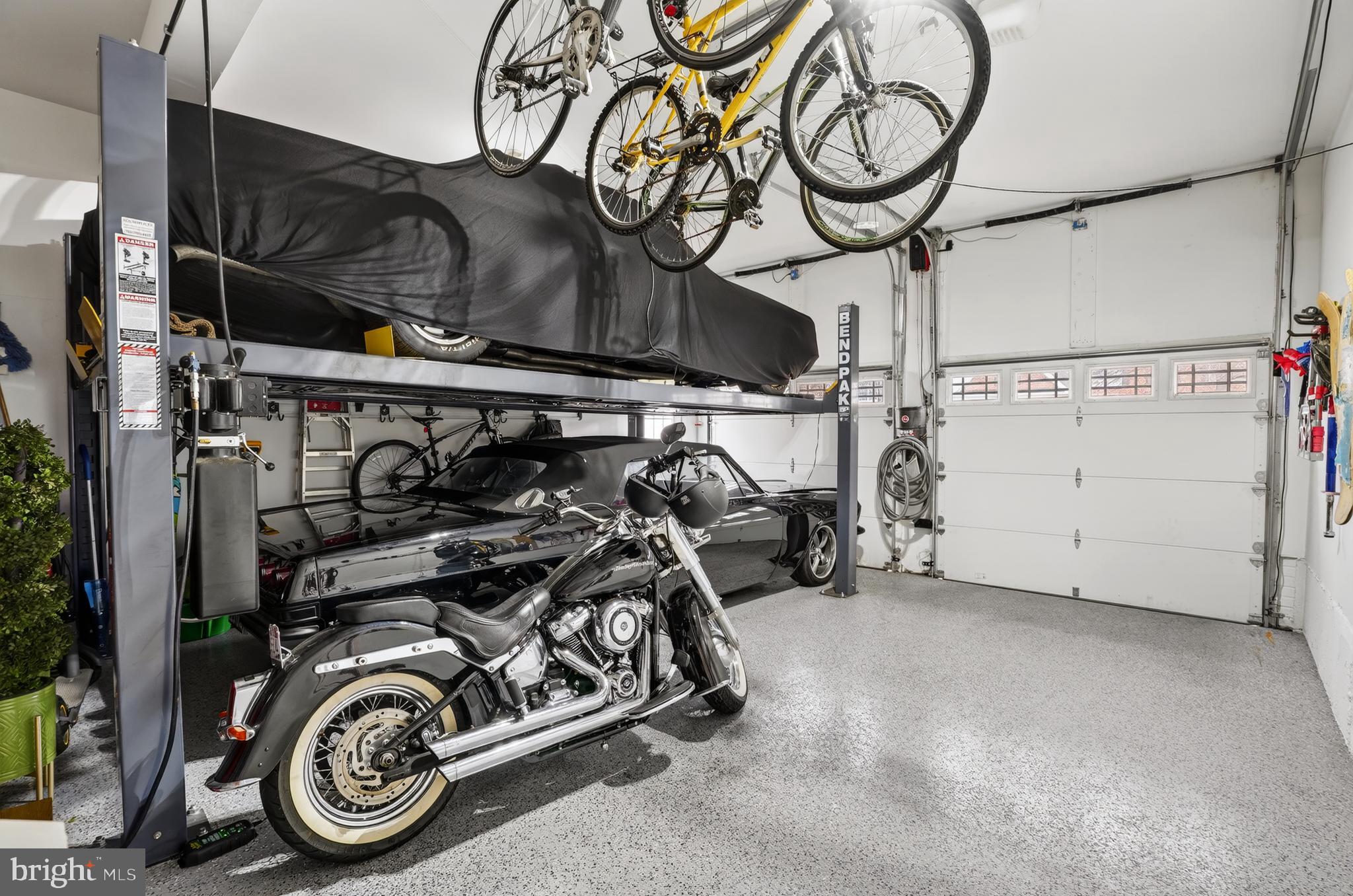 DOMINION VALLEY COUNTRY CLUB - Residential