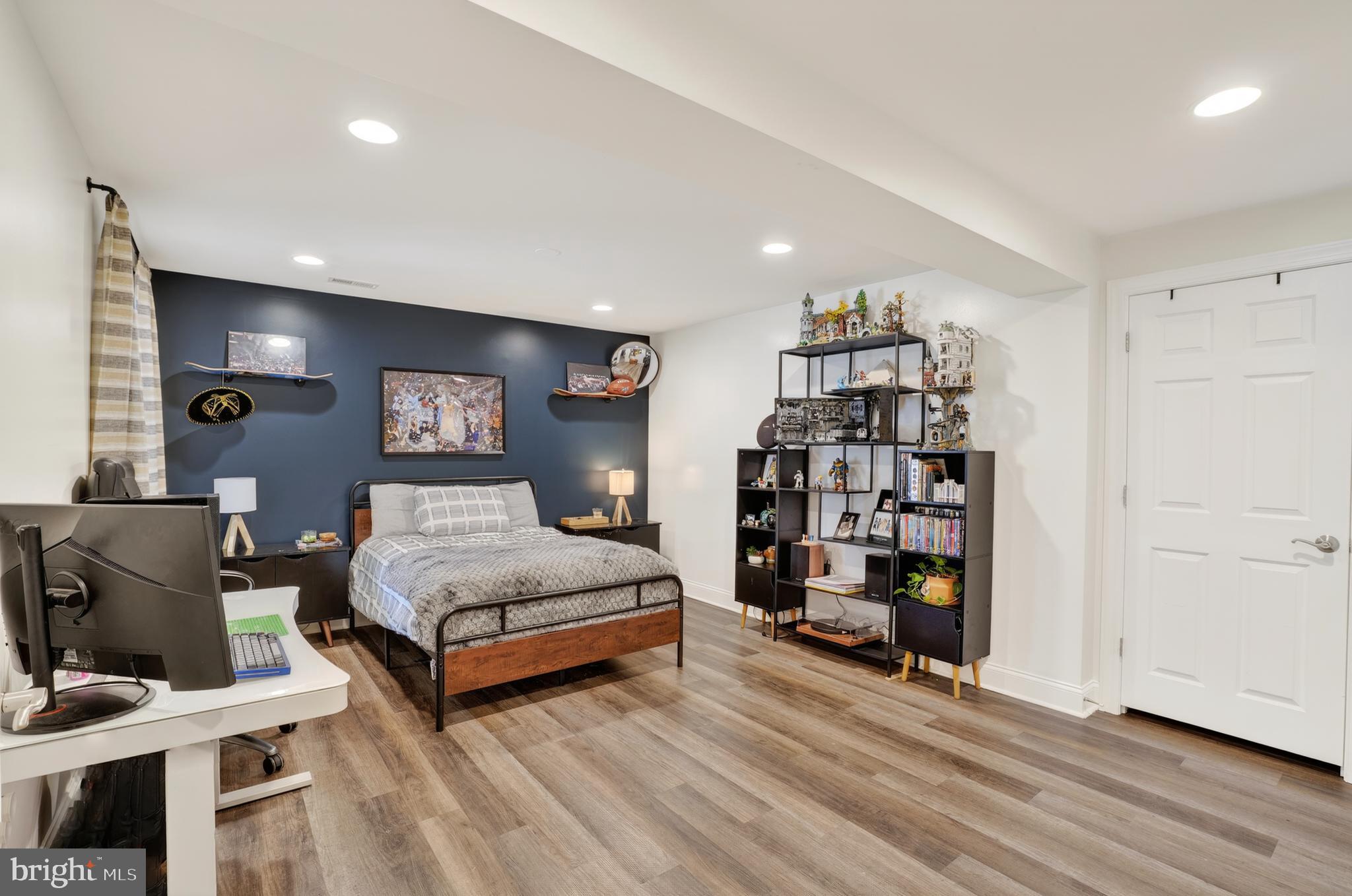 DOMINION VALLEY COUNTRY CLUB - Residential