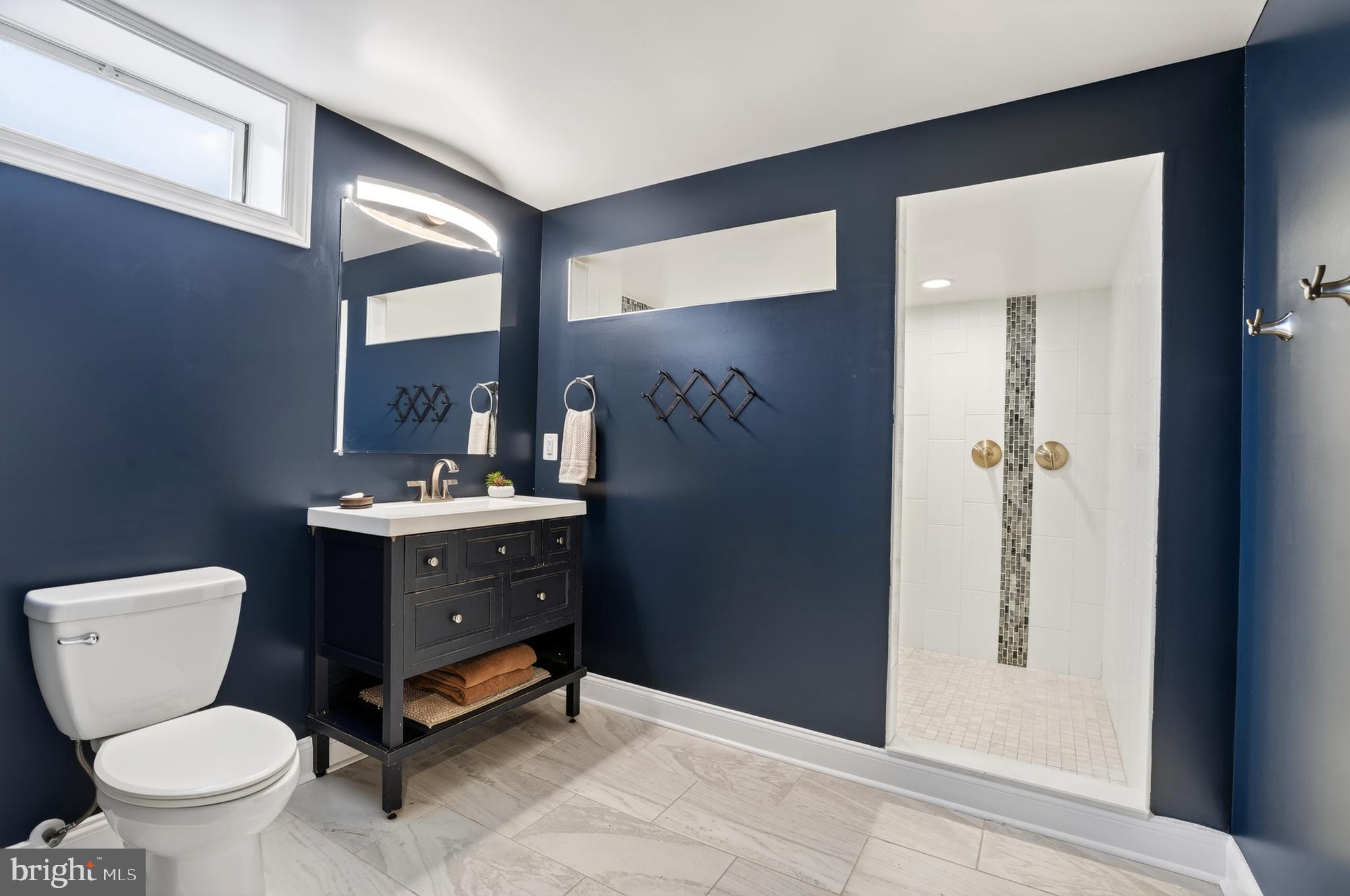 DOMINION VALLEY COUNTRY CLUB - Residential