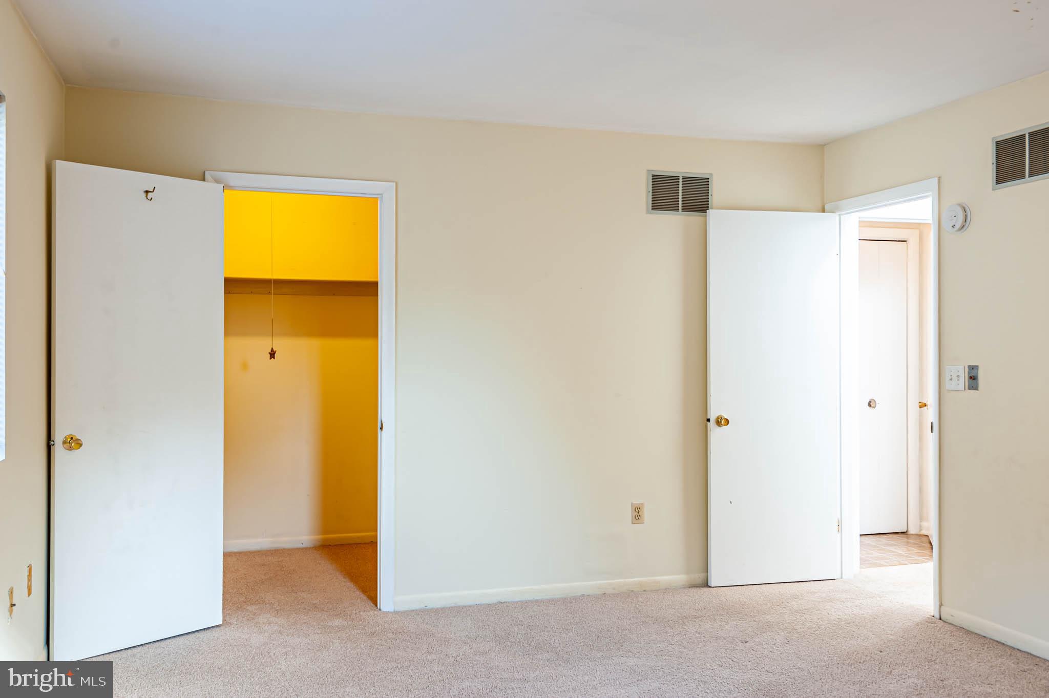 GEORGETOWN GROVE - Residential