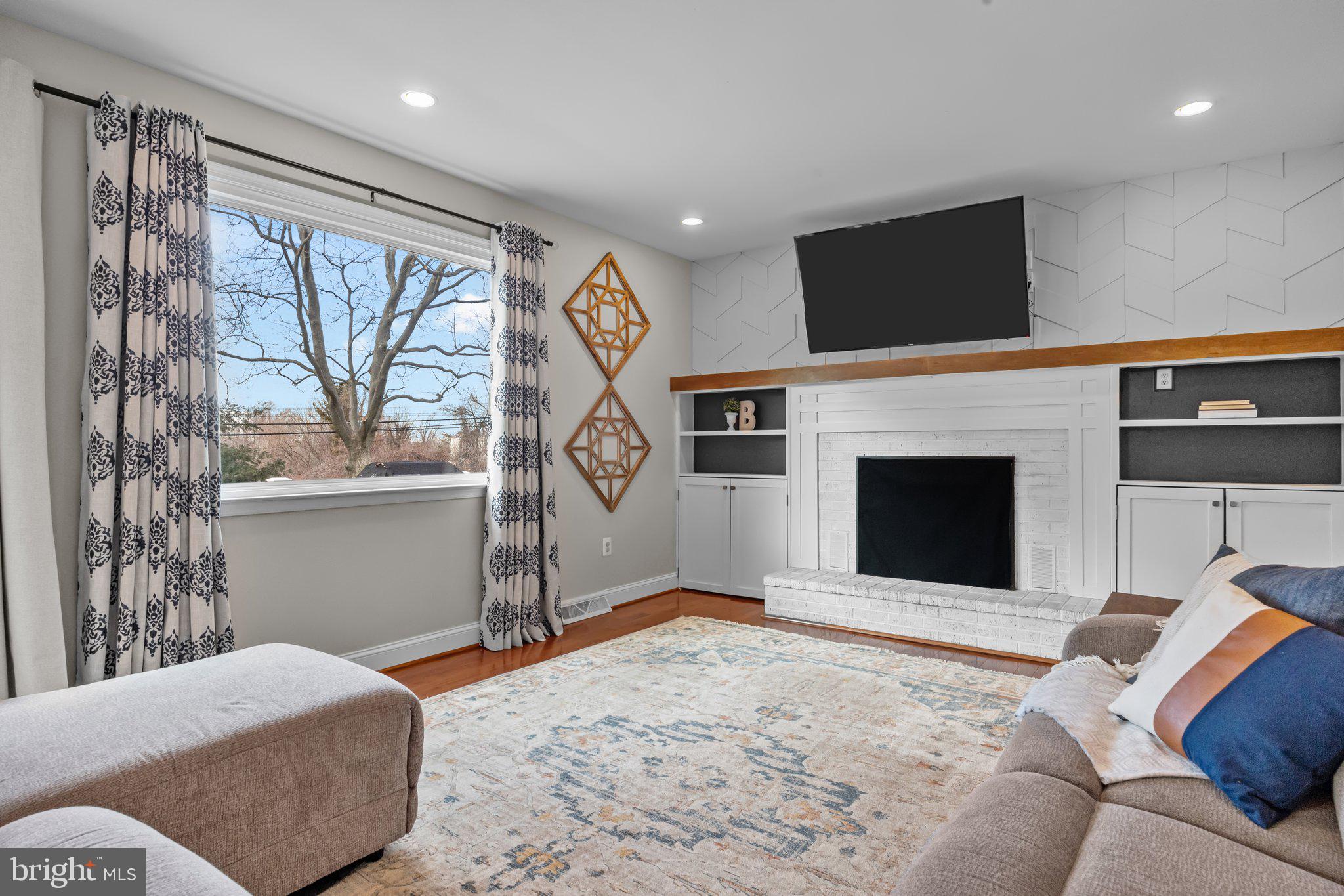 SWEETWATER FARMS - Residential