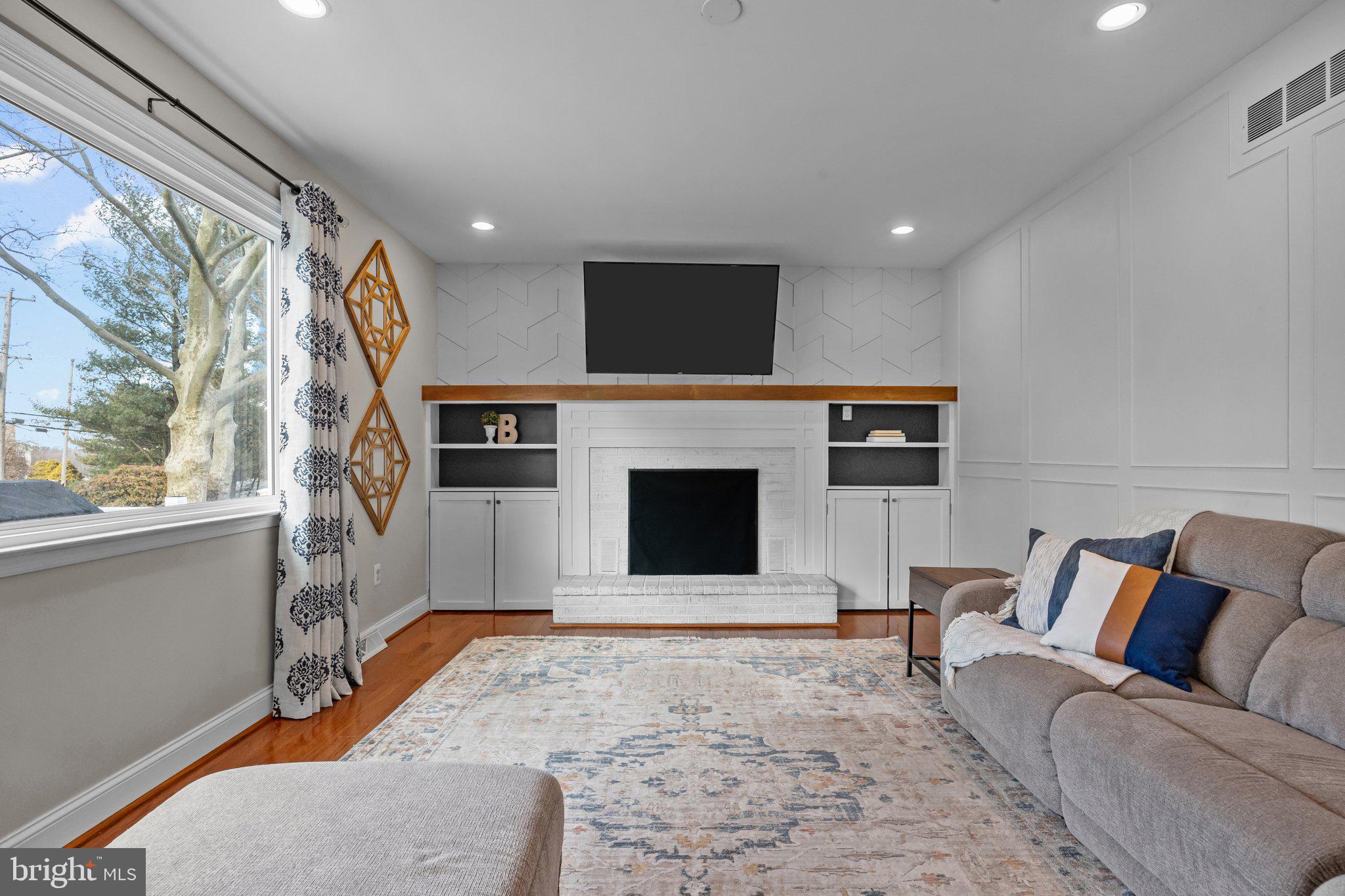 SWEETWATER FARMS - Residential