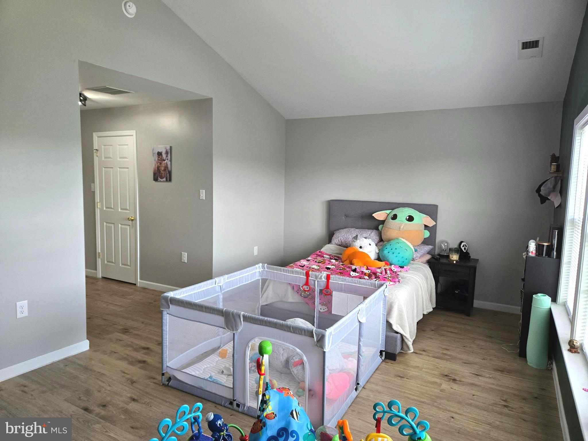 THE FAIRWAYS AT STONEBRIDGE - Residential