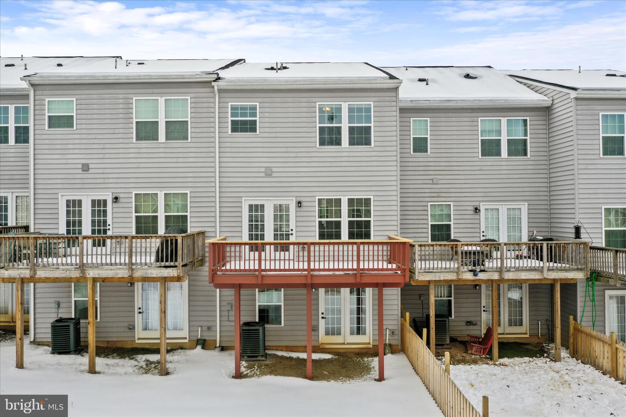 POTOMAC STATION - Residential