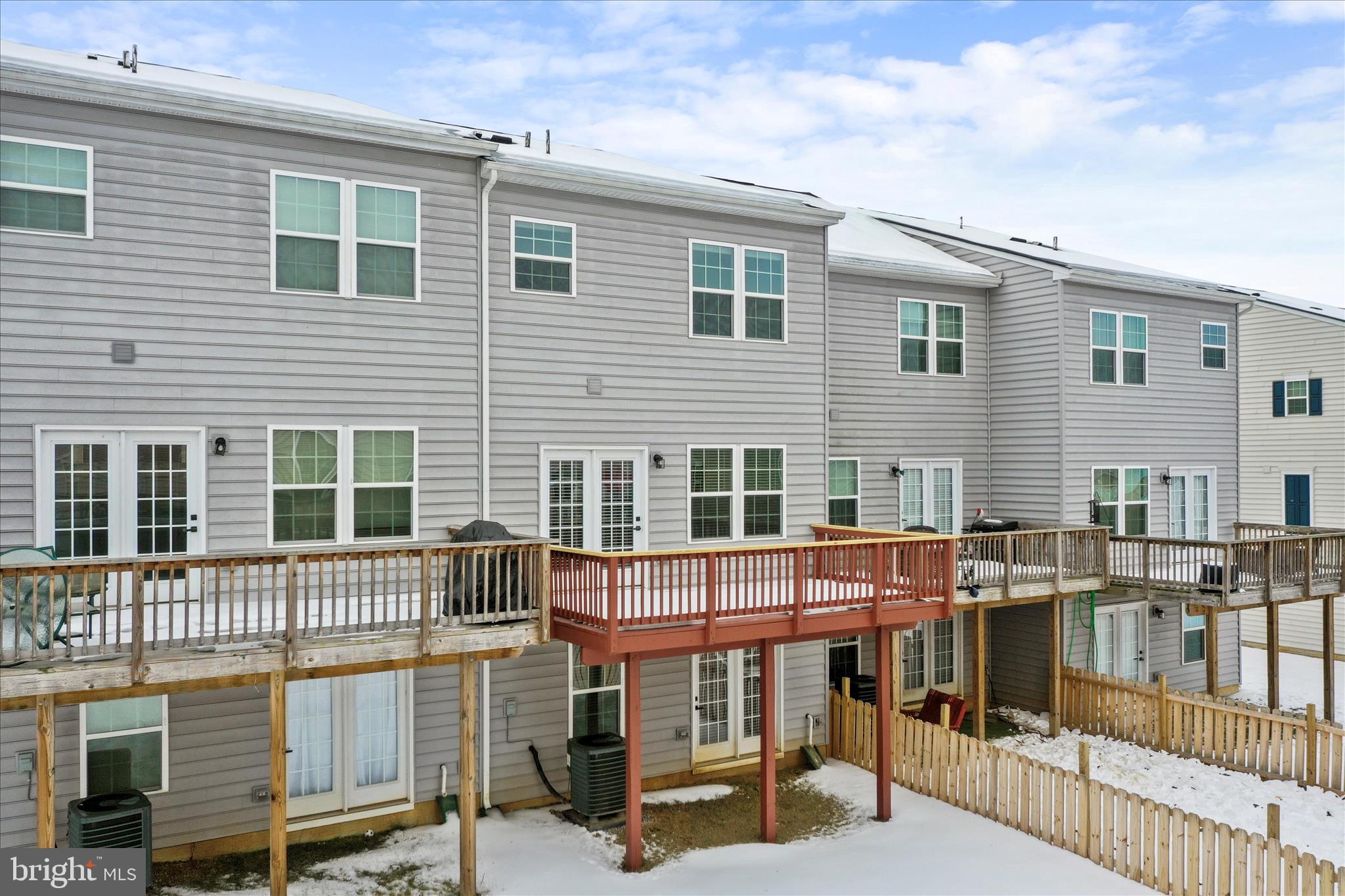 POTOMAC STATION - Residential