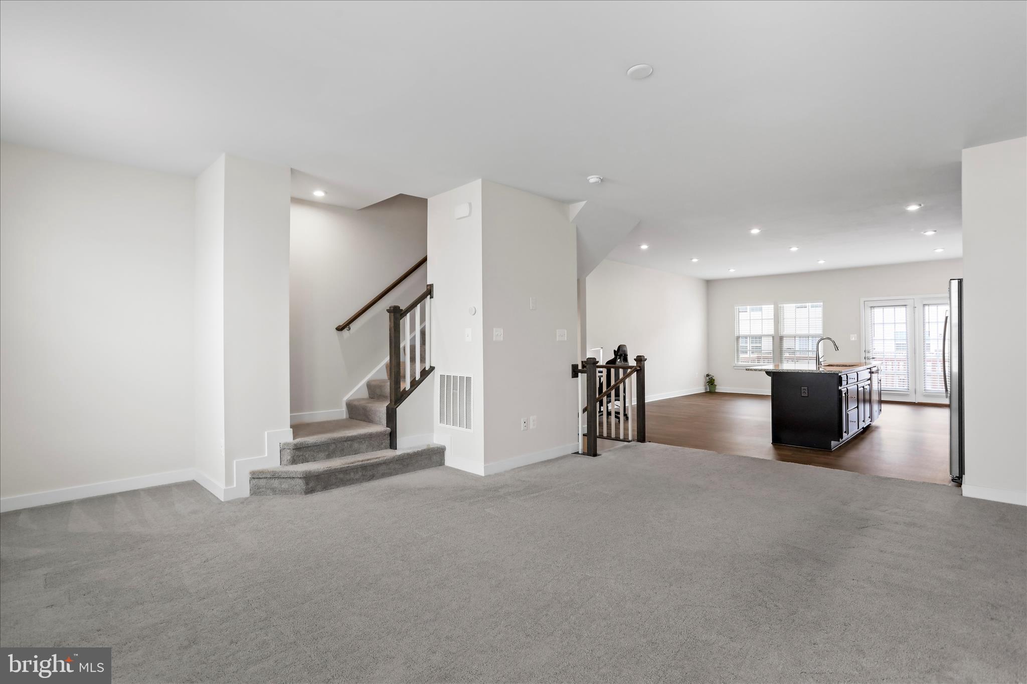 POTOMAC STATION - Residential