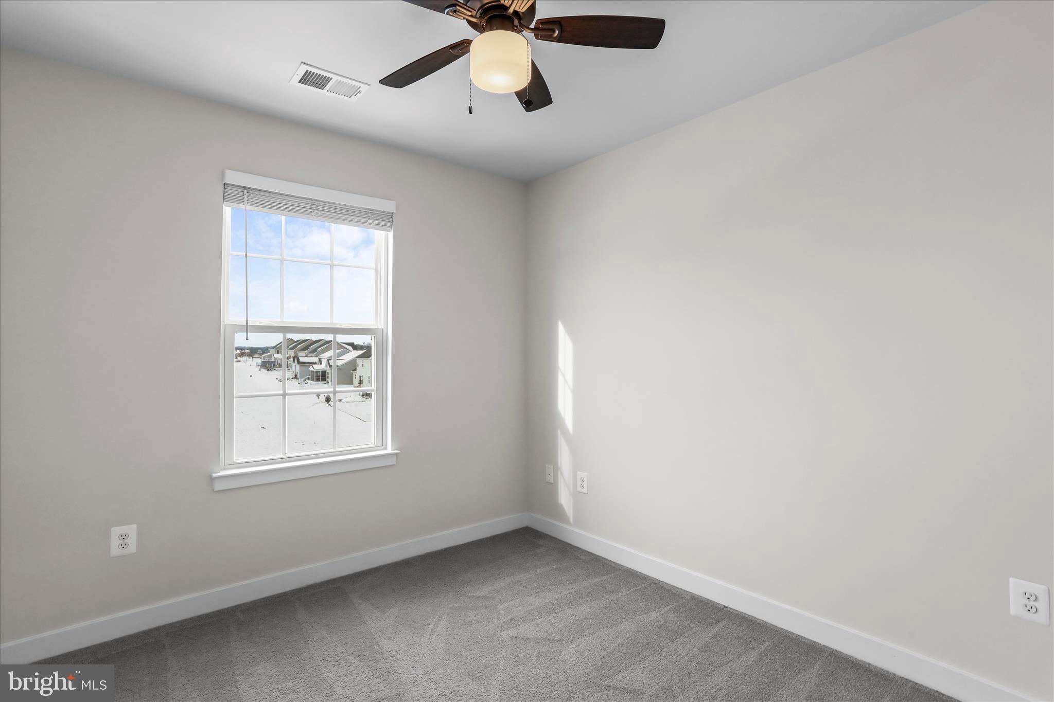 POTOMAC STATION - Residential