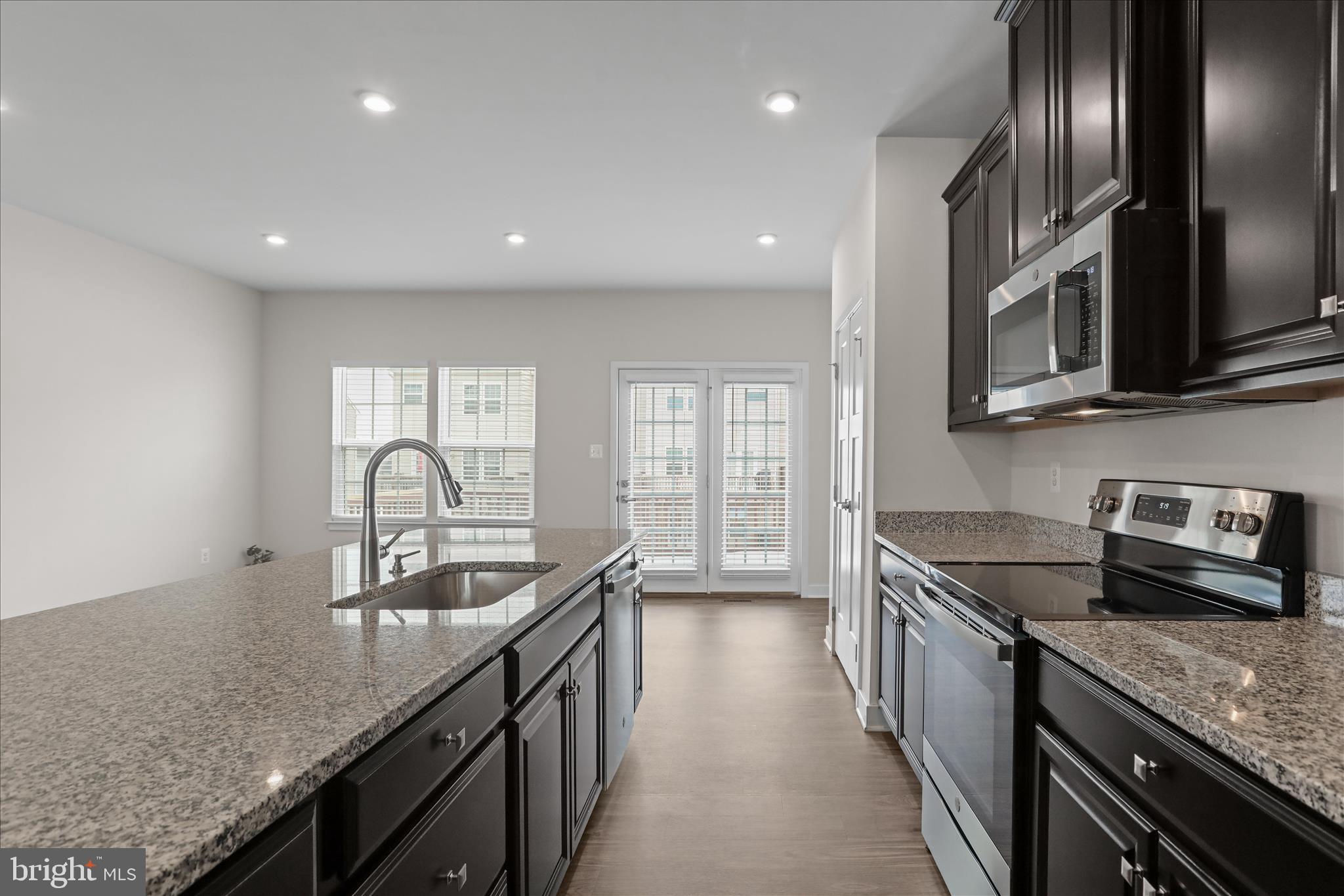 POTOMAC STATION - Residential