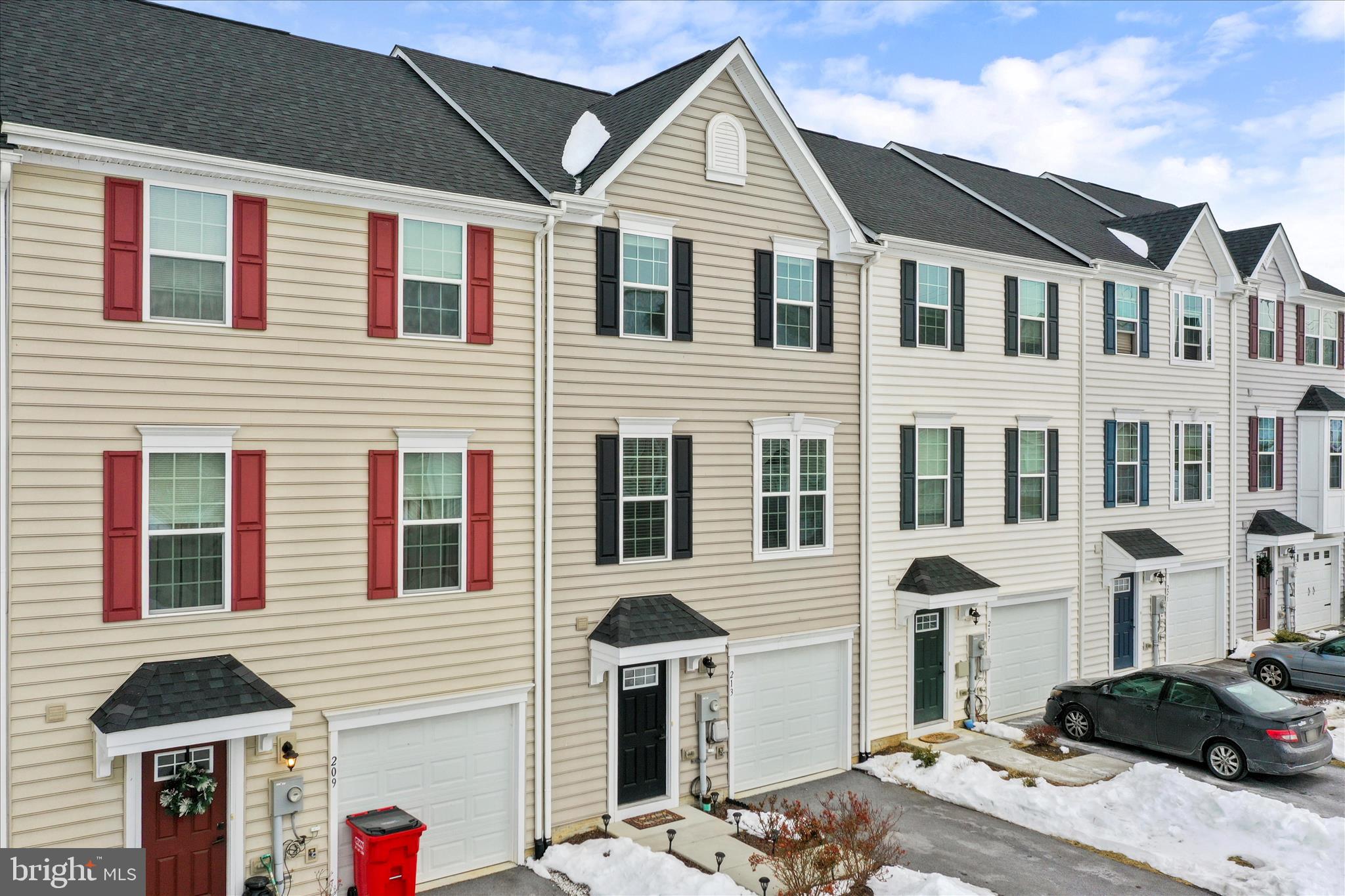 POTOMAC STATION - Residential