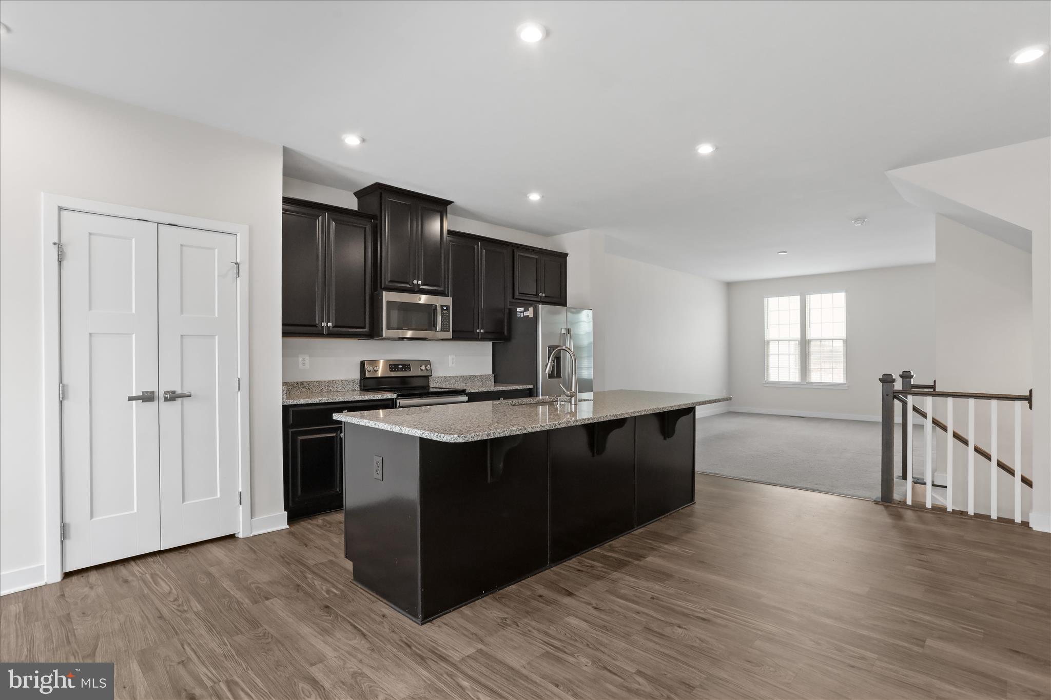 POTOMAC STATION - Residential