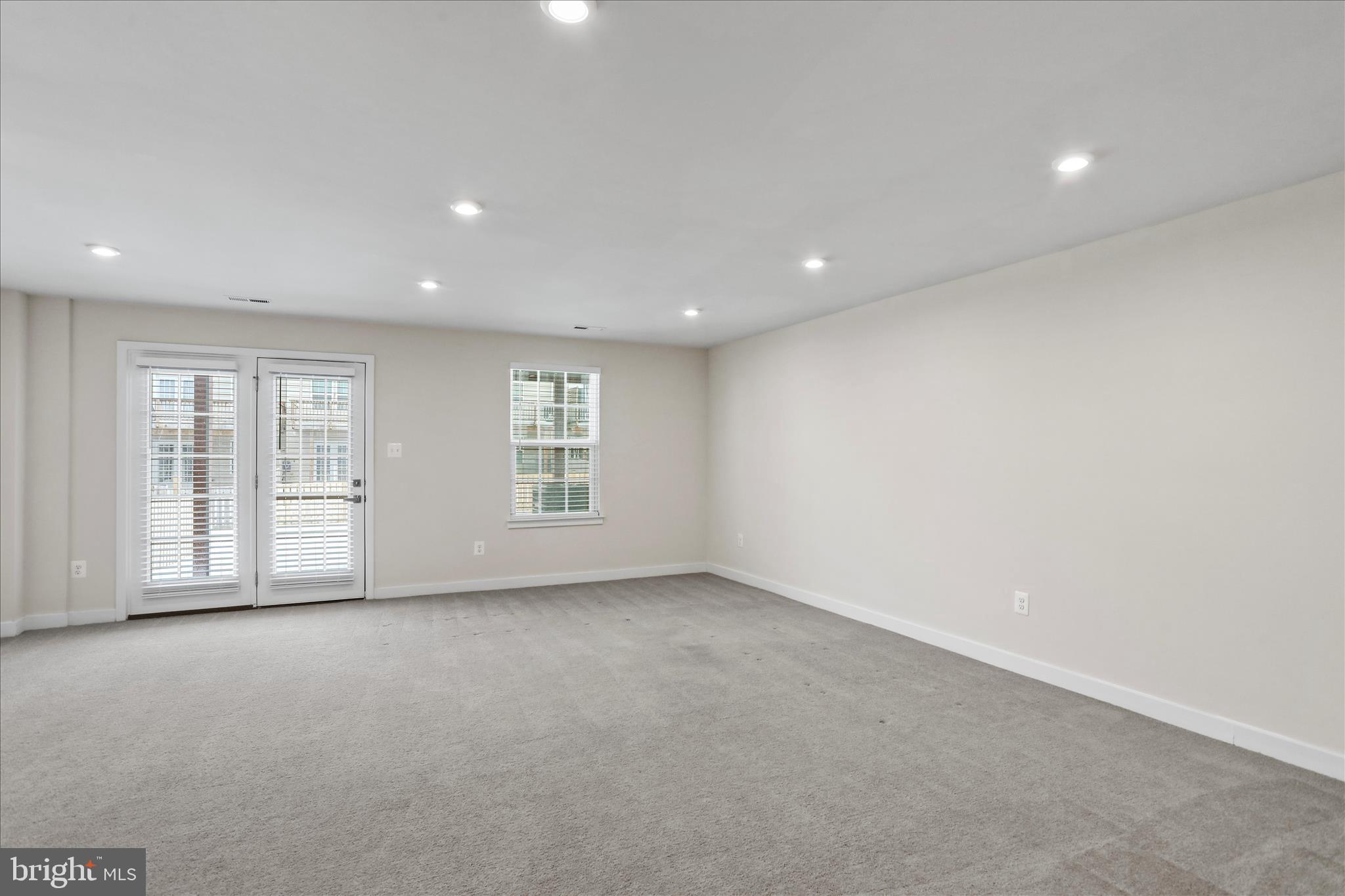 POTOMAC STATION - Residential