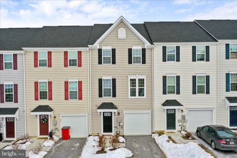 213 MONTREAL WAY FALLING WATERS WV 25419