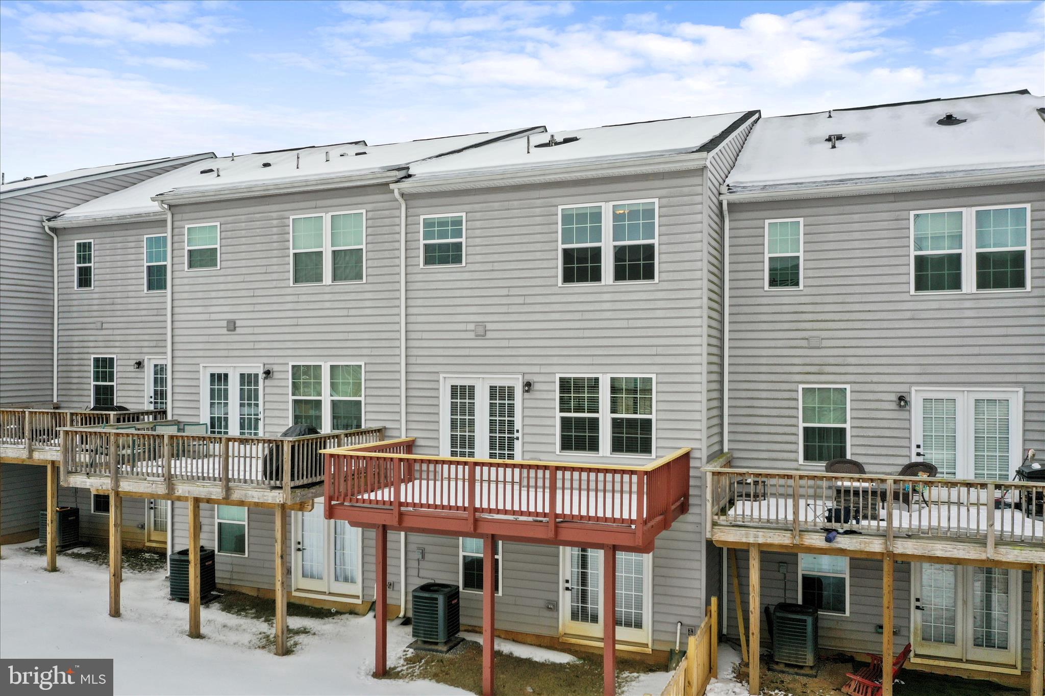 POTOMAC STATION - Residential