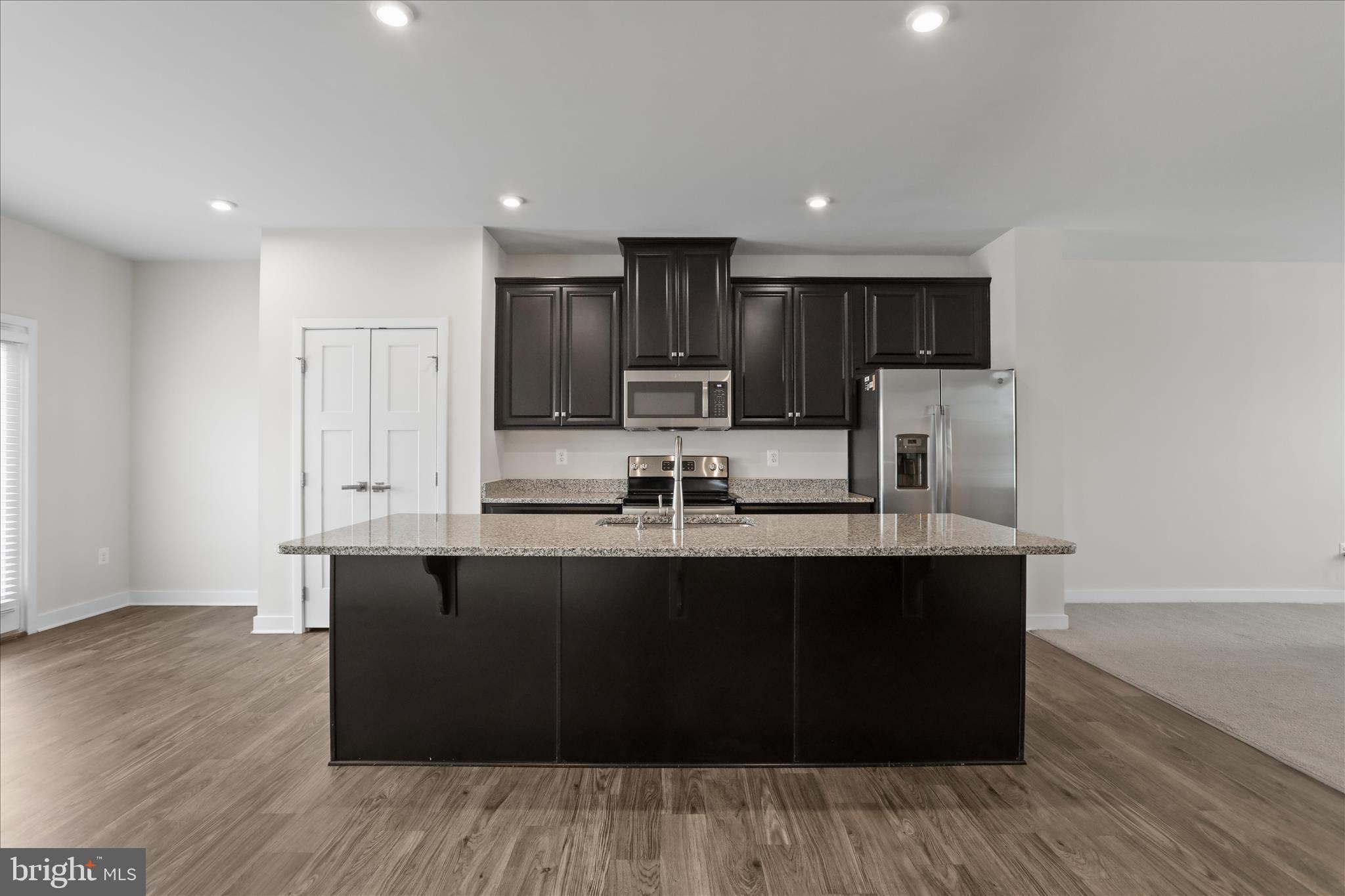 POTOMAC STATION - Residential