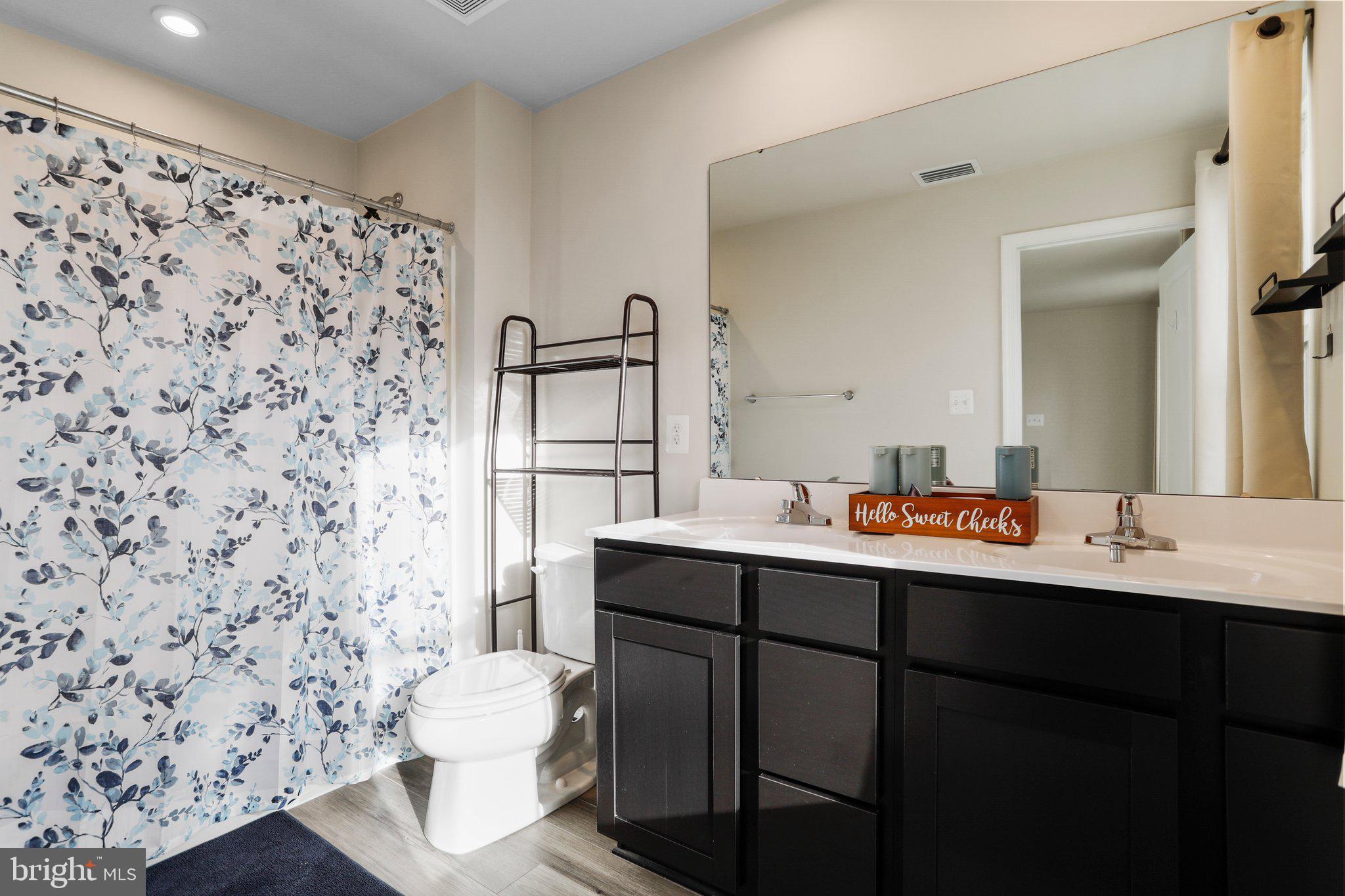 CARDINAL POINTE - Residential