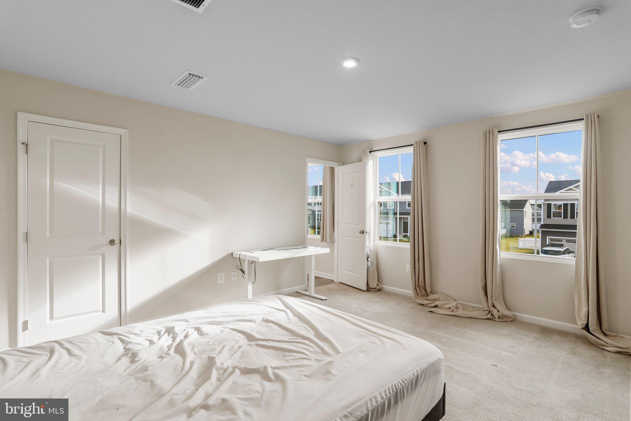 CARDINAL POINTE - Residential