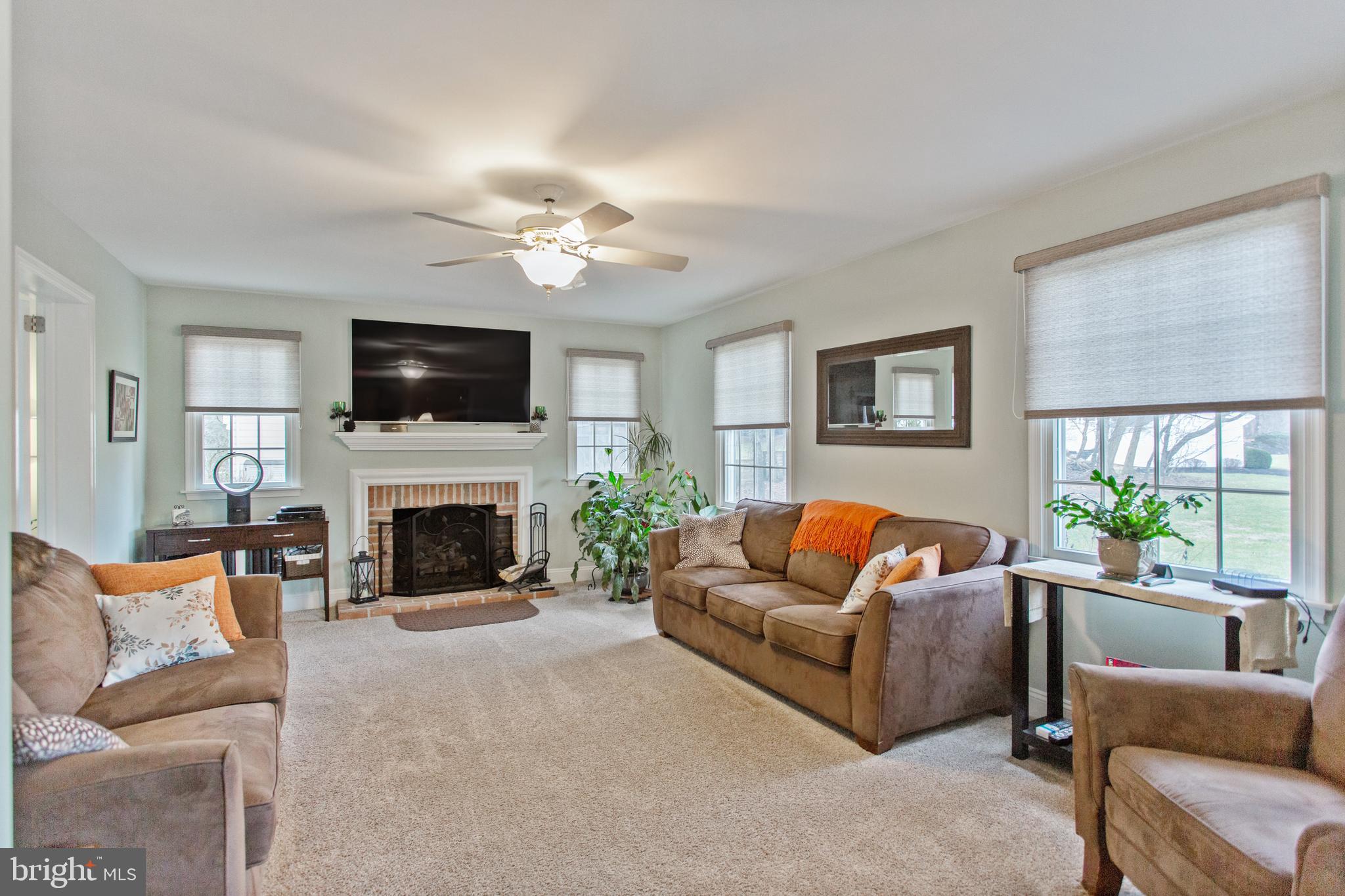 GRAY ROCK FARM - Residential