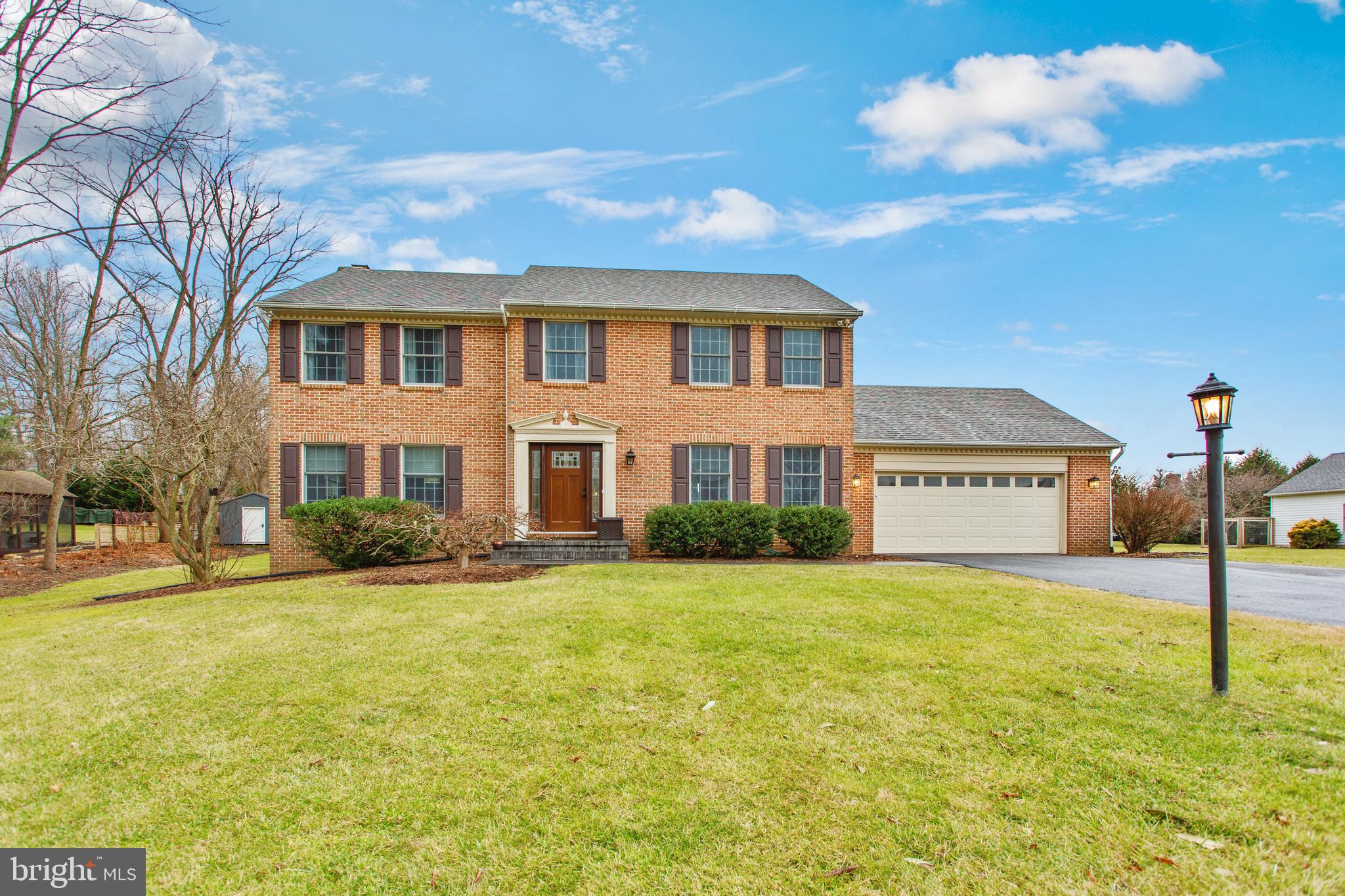 GRAY ROCK FARM - Residential