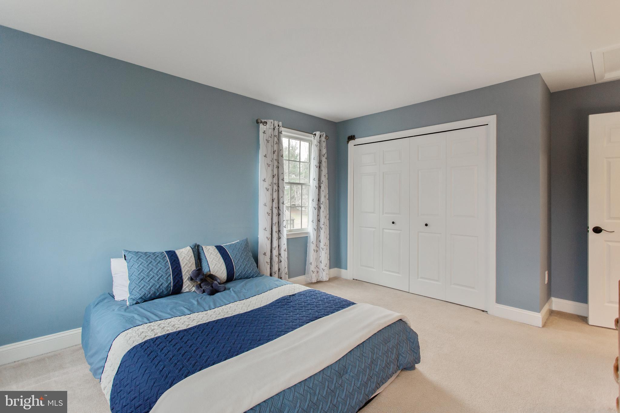 GRAY ROCK FARM - Residential