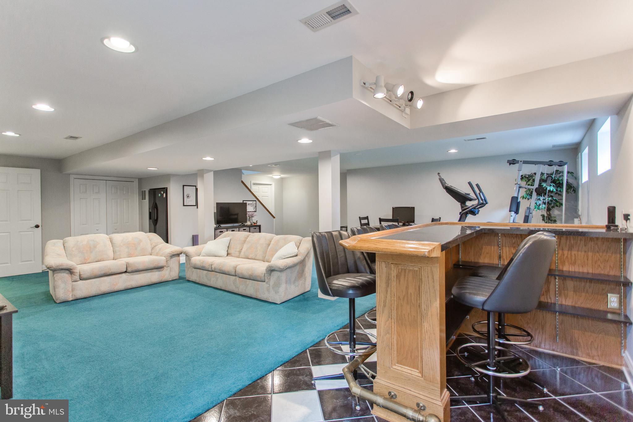 GRAY ROCK FARM - Residential