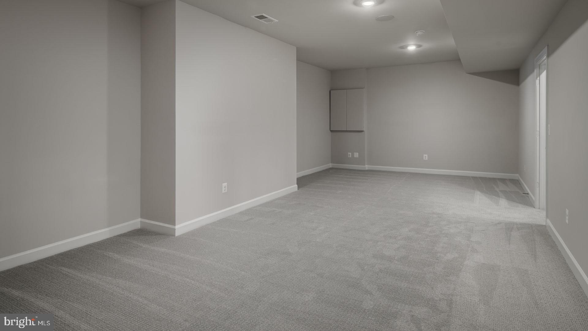 QUARTER BRANCH - Residential