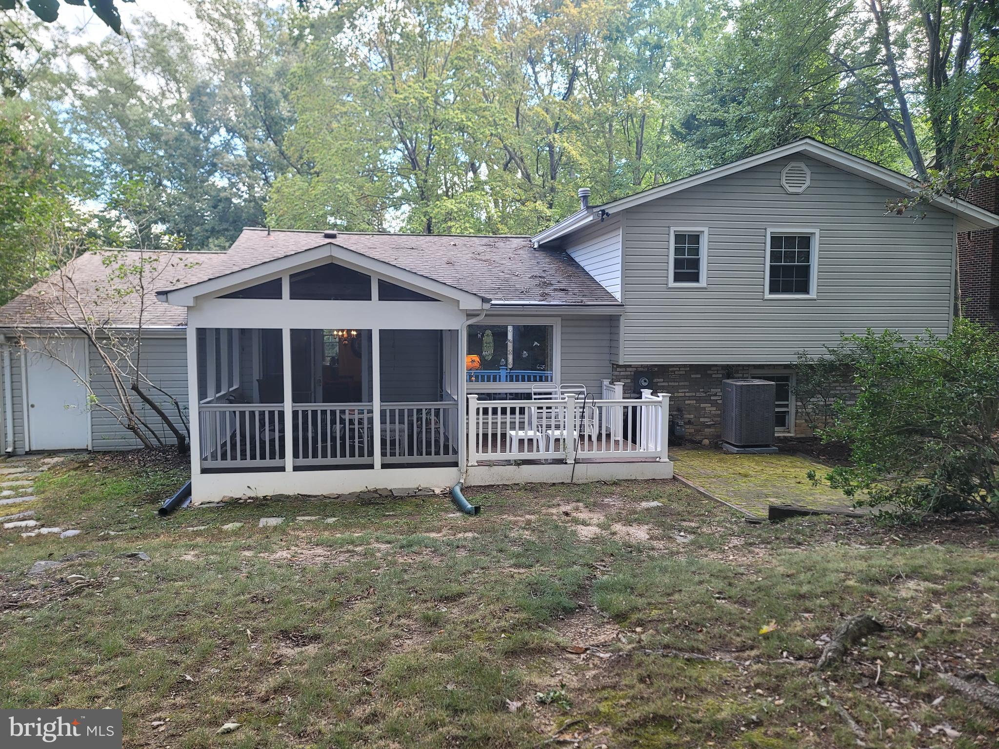 2002 BYRD ROAD