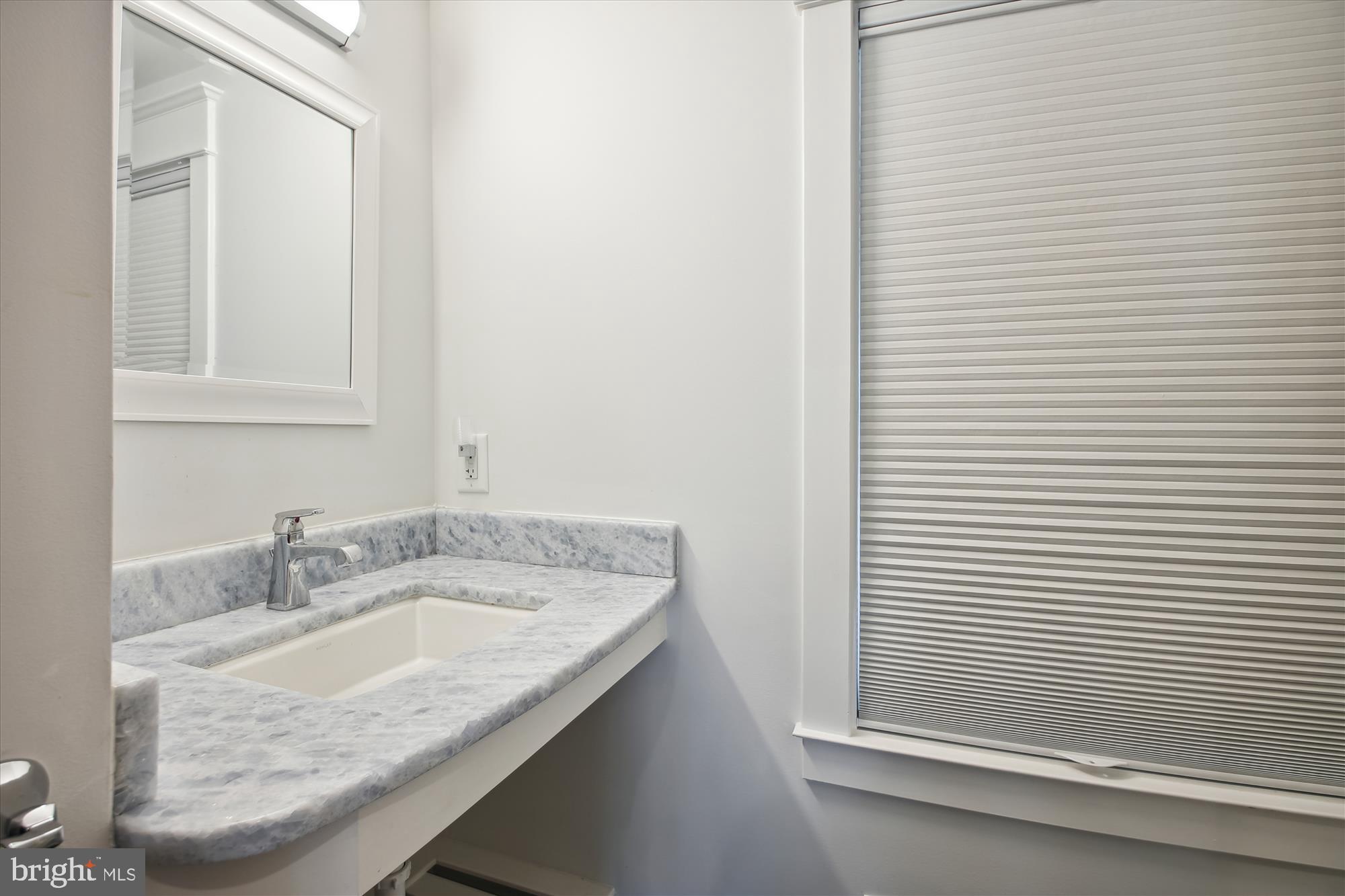 EASTPORT - Residential