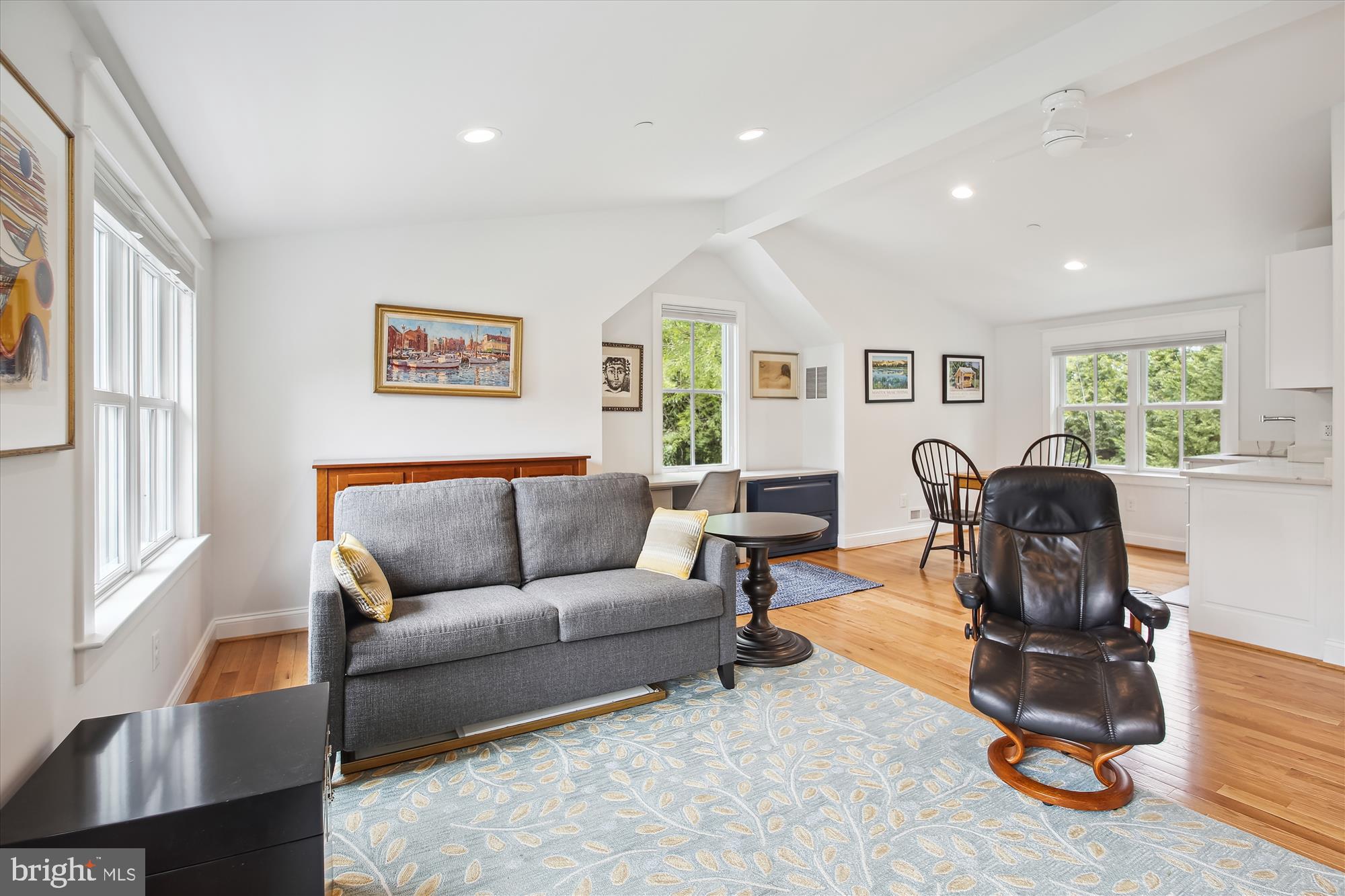 EASTPORT - Residential