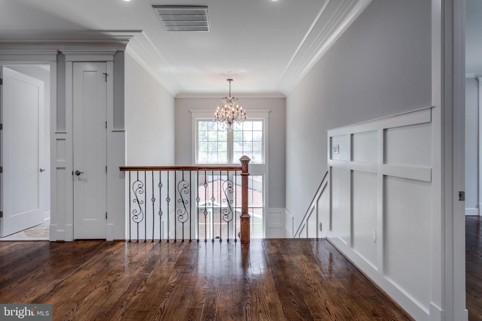 WEST GRASS RIDGE - Residential