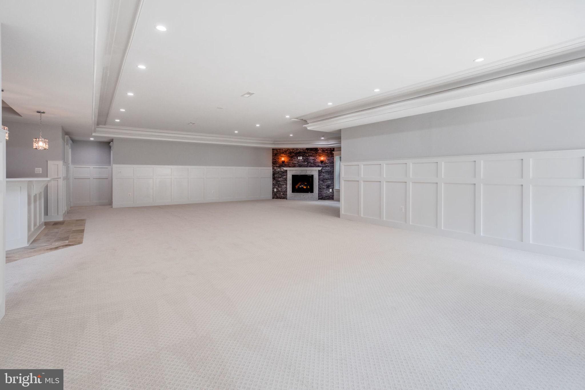 WEST GRASS RIDGE - Residential