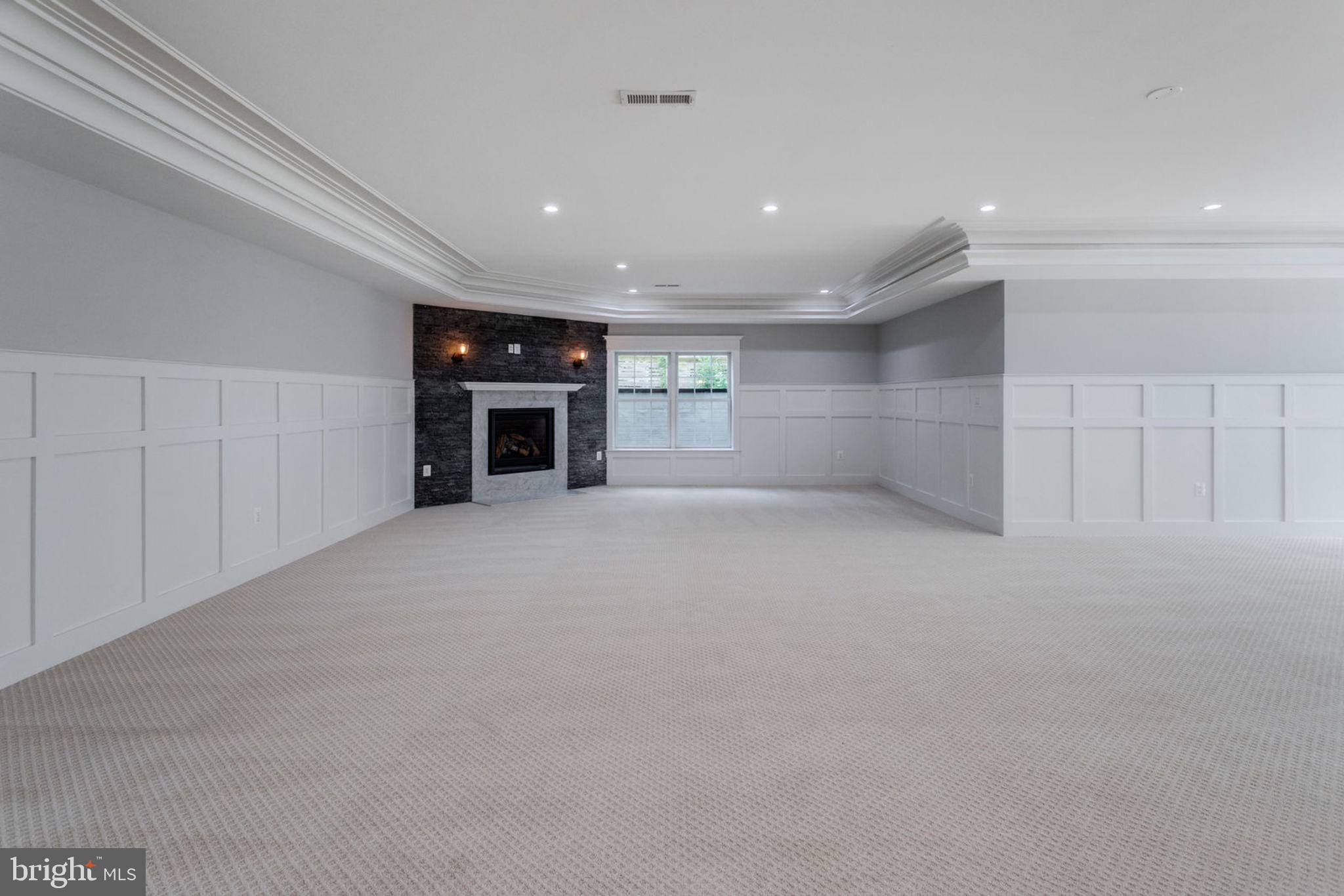 WEST GRASS RIDGE - Residential