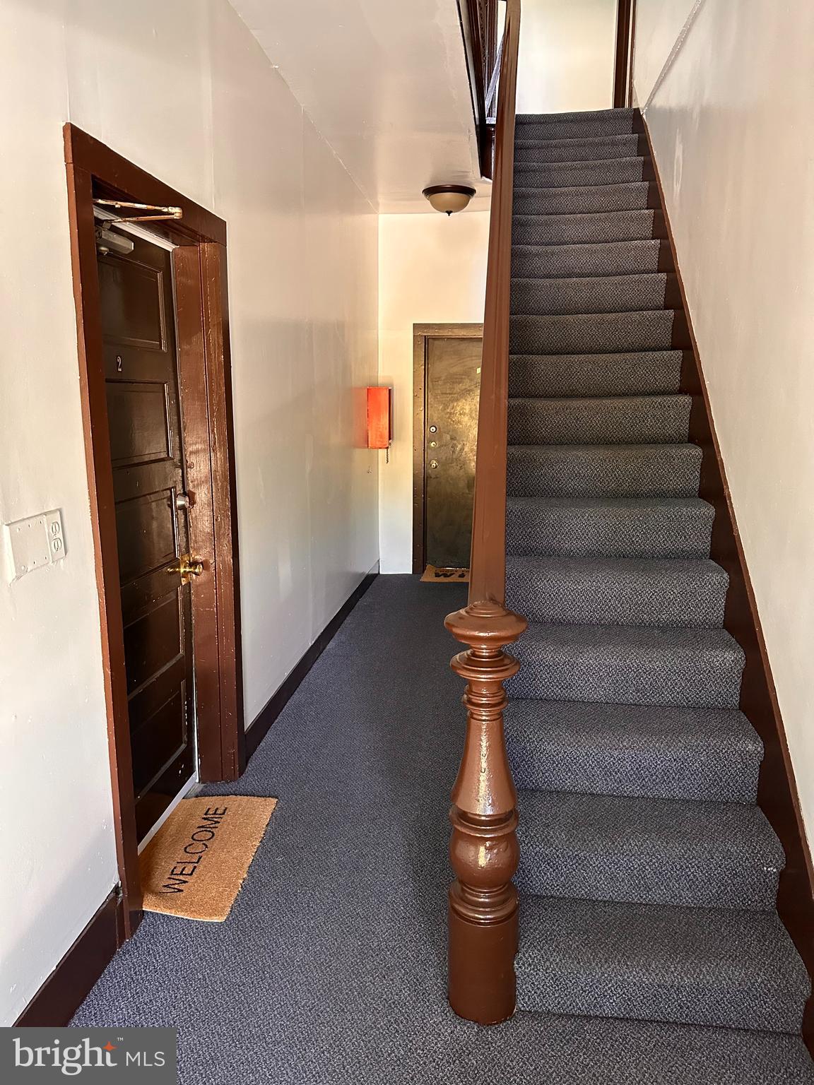 COLLEGE PARK - Commercial Sale