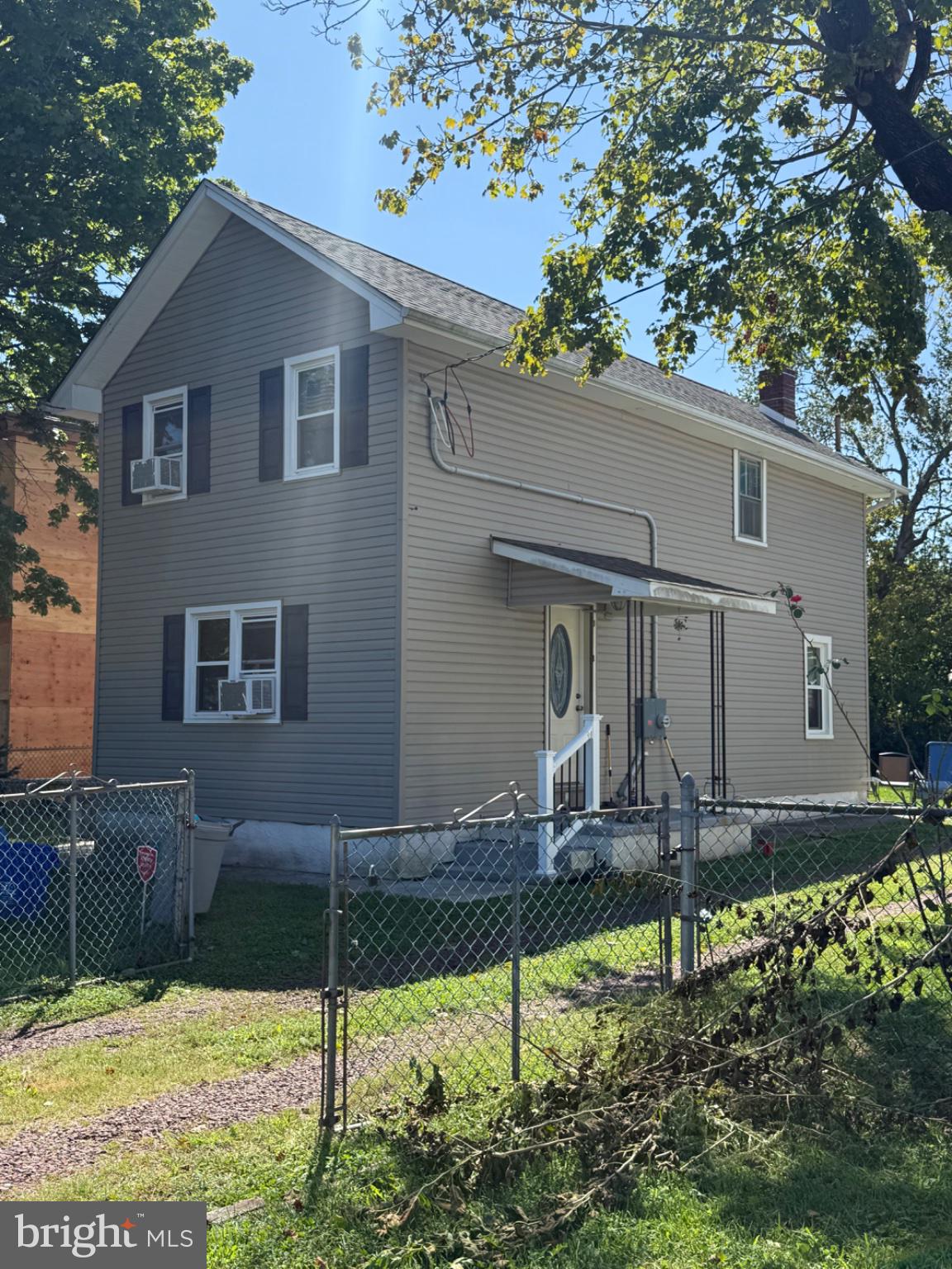 106 NIXON STREET