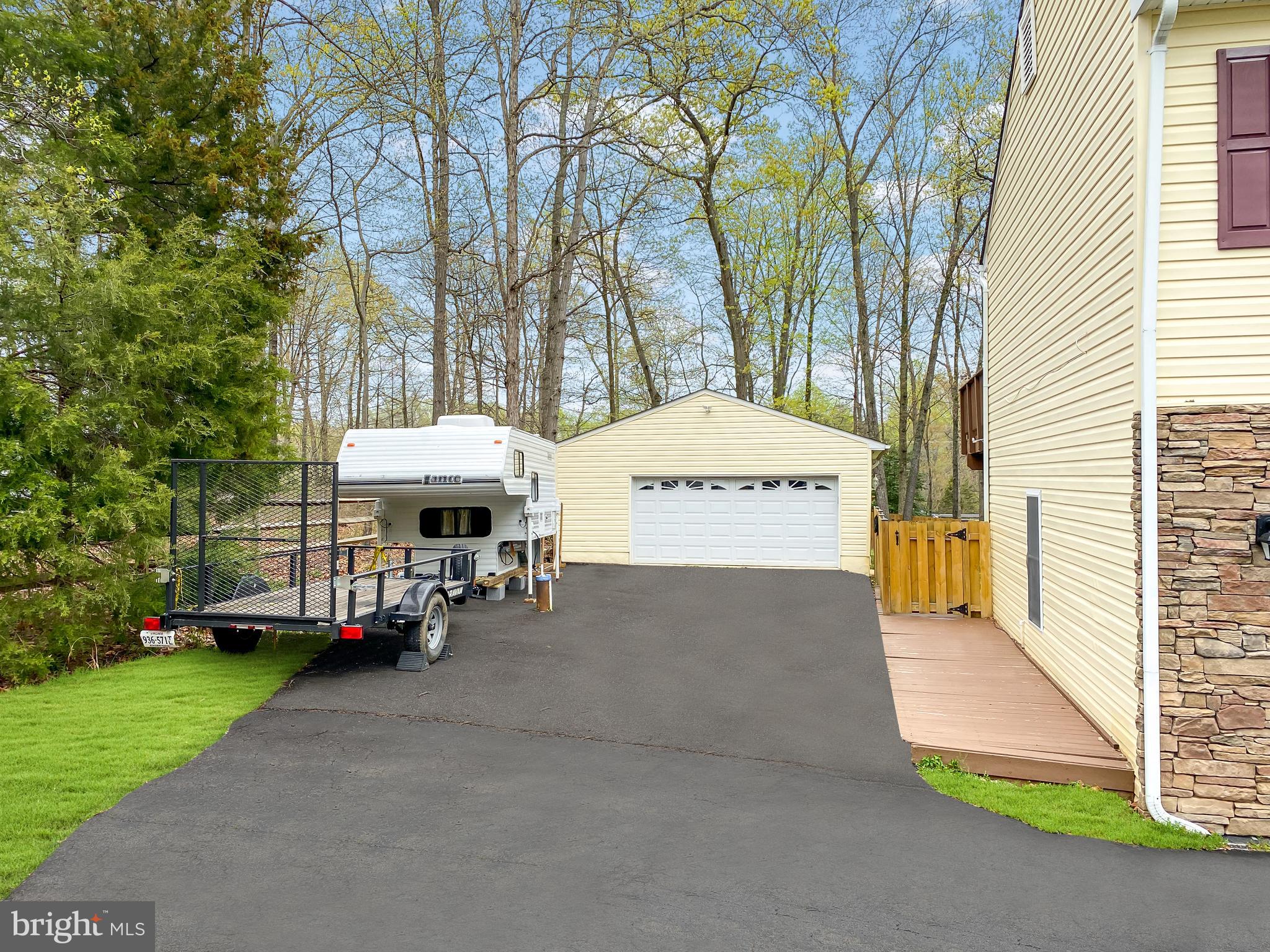 PLANTATION PINES - Residential