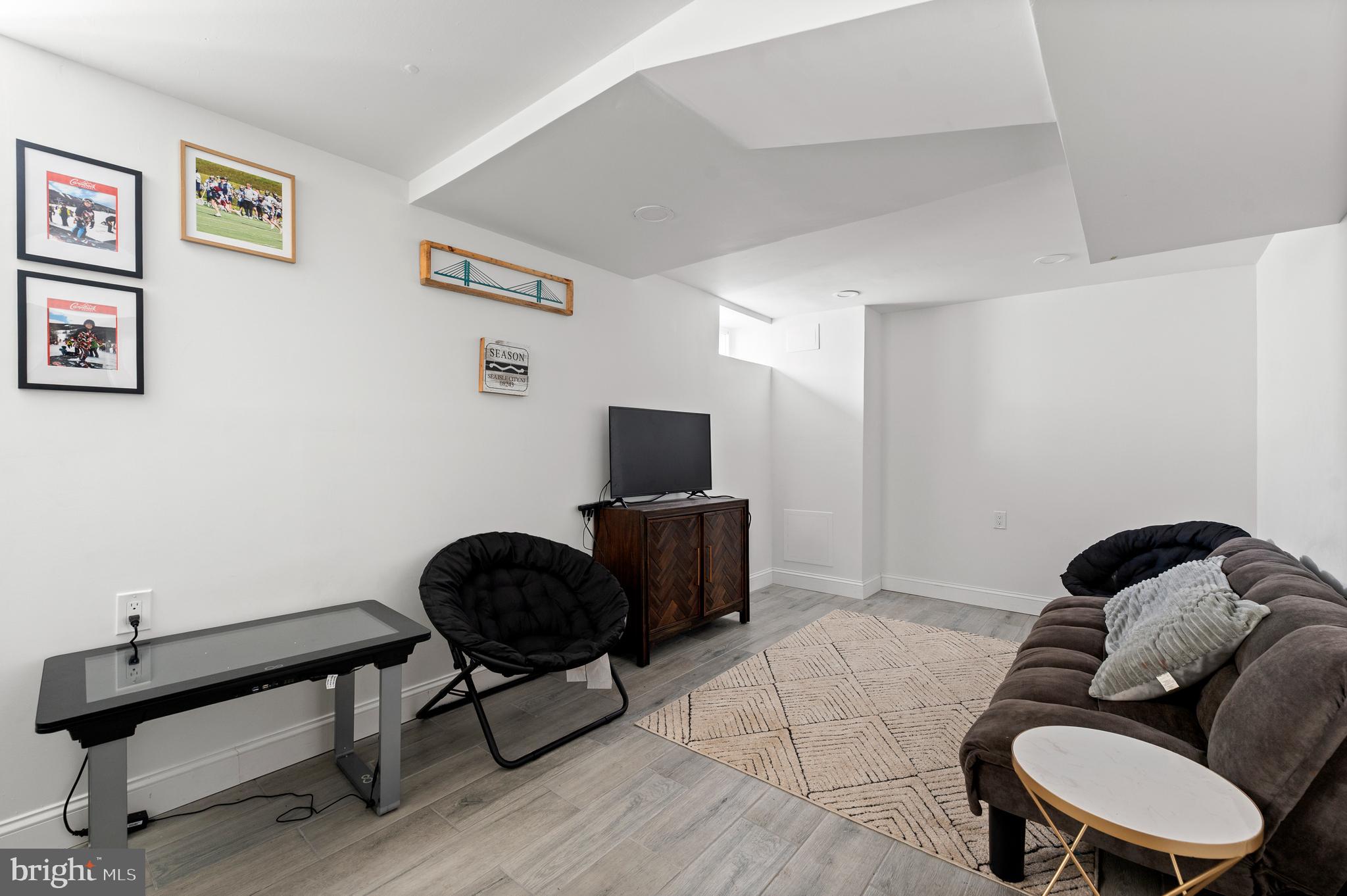 HAVERTOWN - Residential